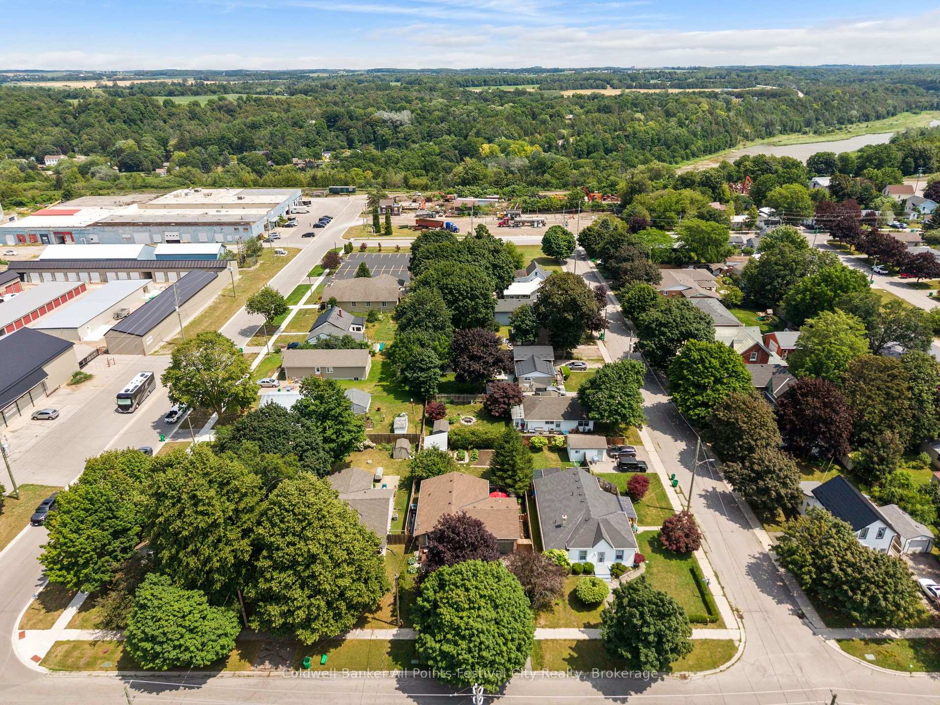 Photo 44 of 128 Cambria Road N, Goderich, Goderich (Town) — HOMEH