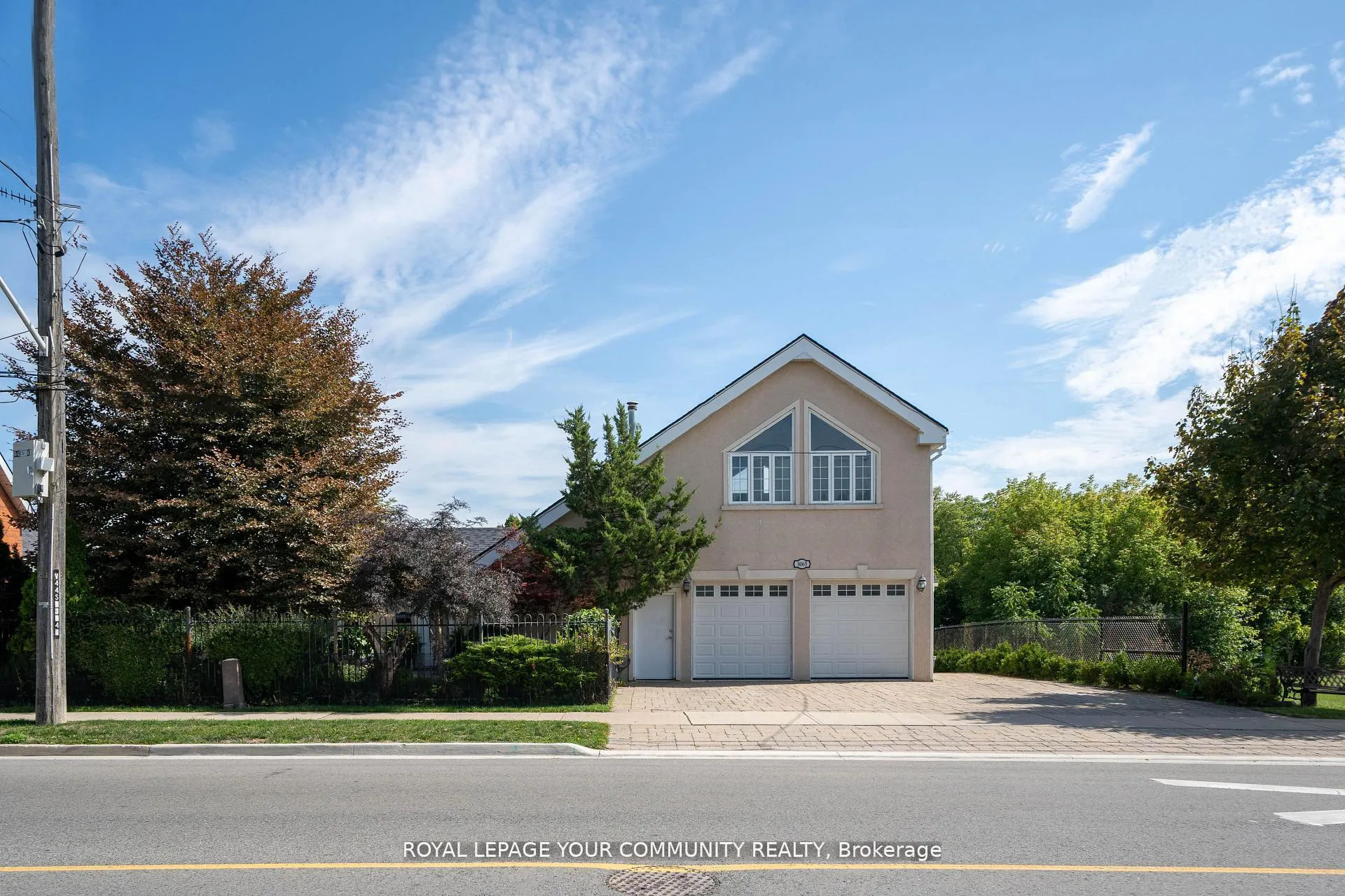 Photo 2 of 8065 Kipling Avenue, Vaughan, West Woodbridge — HOMEH