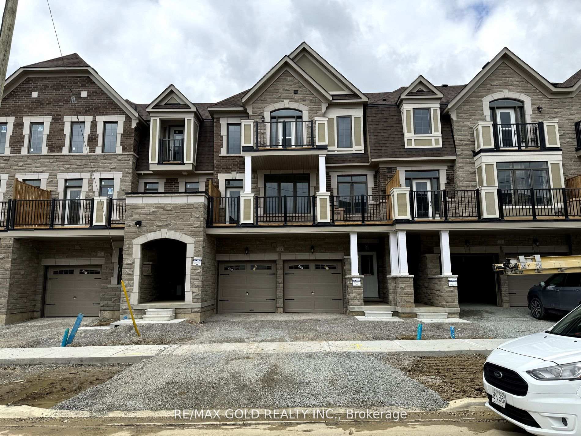 Photo 1 of 75 Hayrake Street, Brampton, Snelgrove — HOMEH