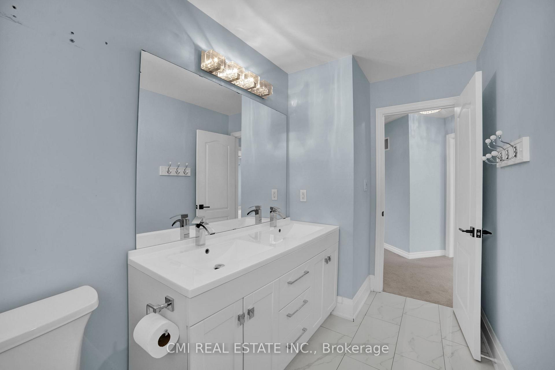Photo 9 of 2171 Jardine Crescent, Burlington, Orchard — HOMEH