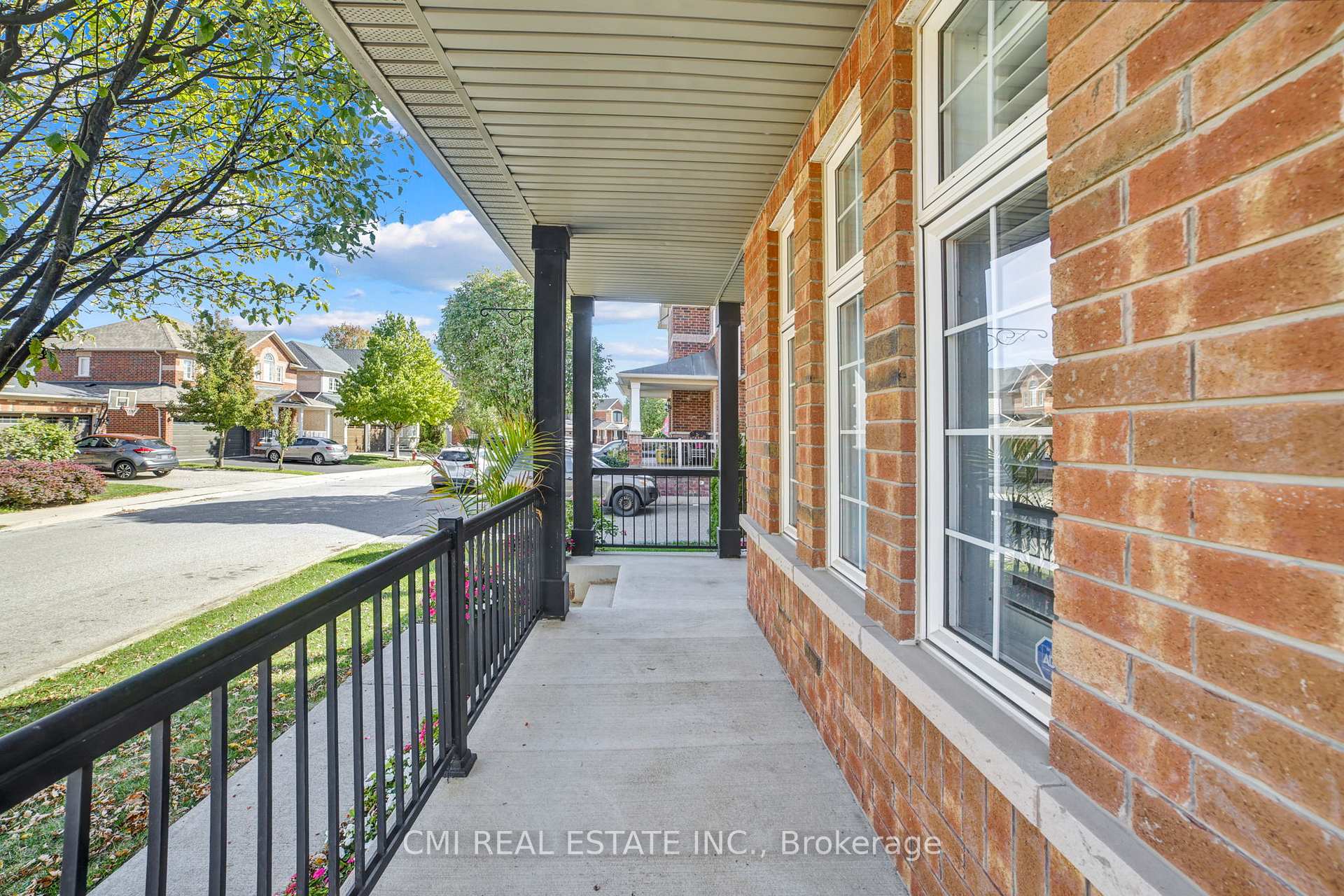 Photo 13 of 2171 Jardine Crescent, Burlington, Orchard — HOMEH