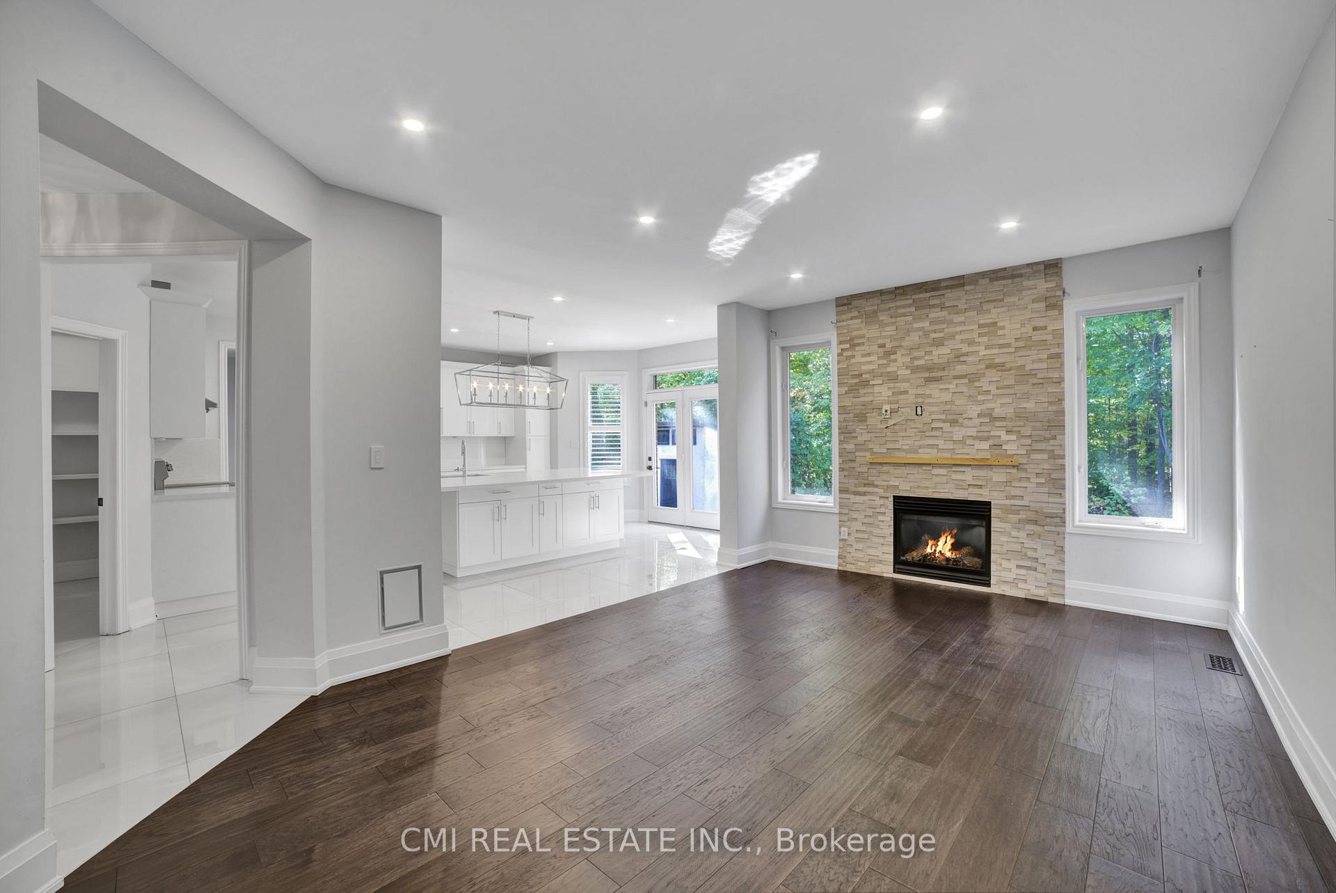 Photo 17 of 2171 Jardine Crescent, Burlington, Orchard — HOMEH
