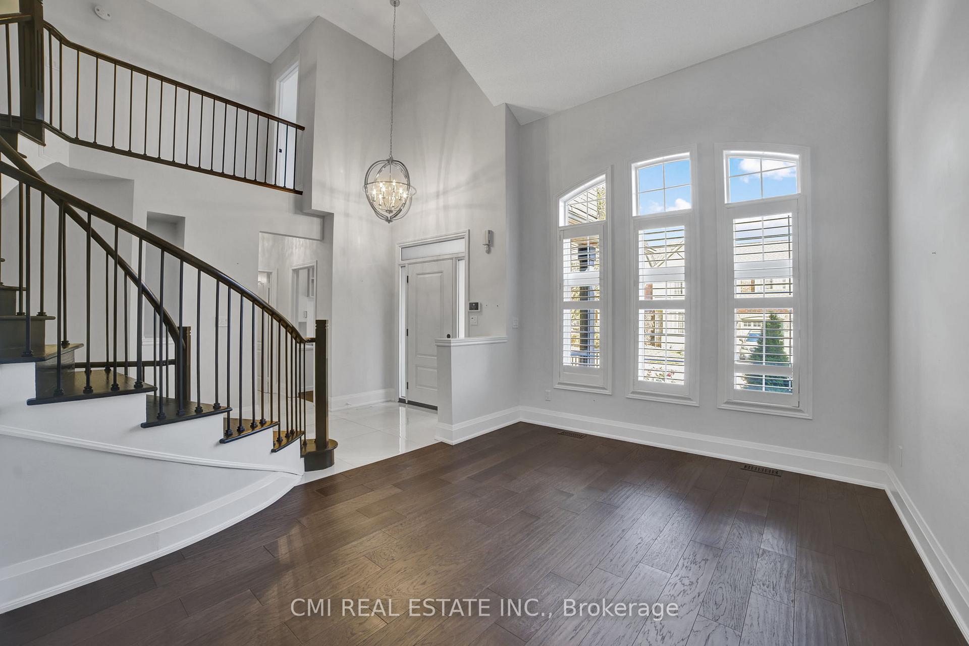 Photo 18 of 2171 Jardine Crescent, Burlington, Orchard — HOMEH