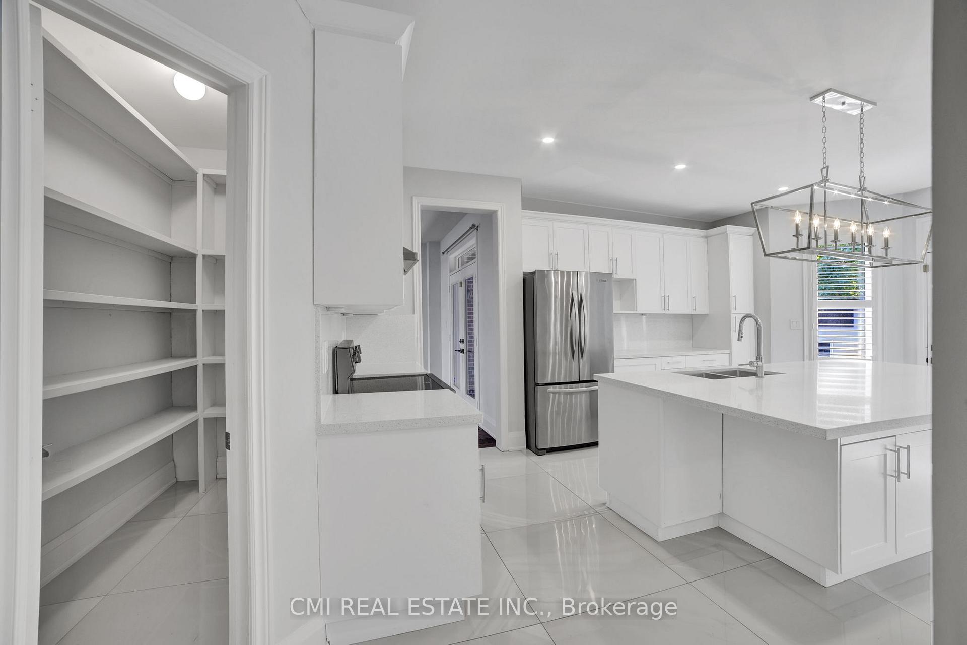 Photo 23 of 2171 Jardine Crescent, Burlington, Orchard — HOMEH