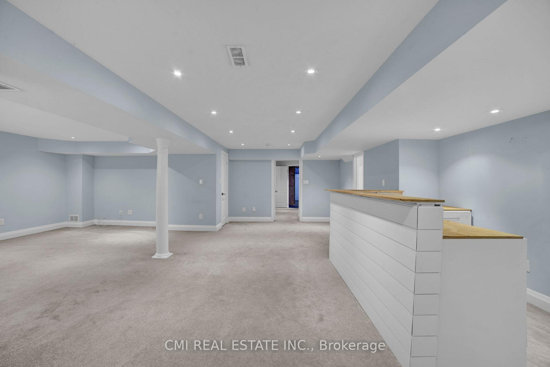 Photo 34 of 2171 Jardine Crescent, Burlington, Orchard — HOMEH