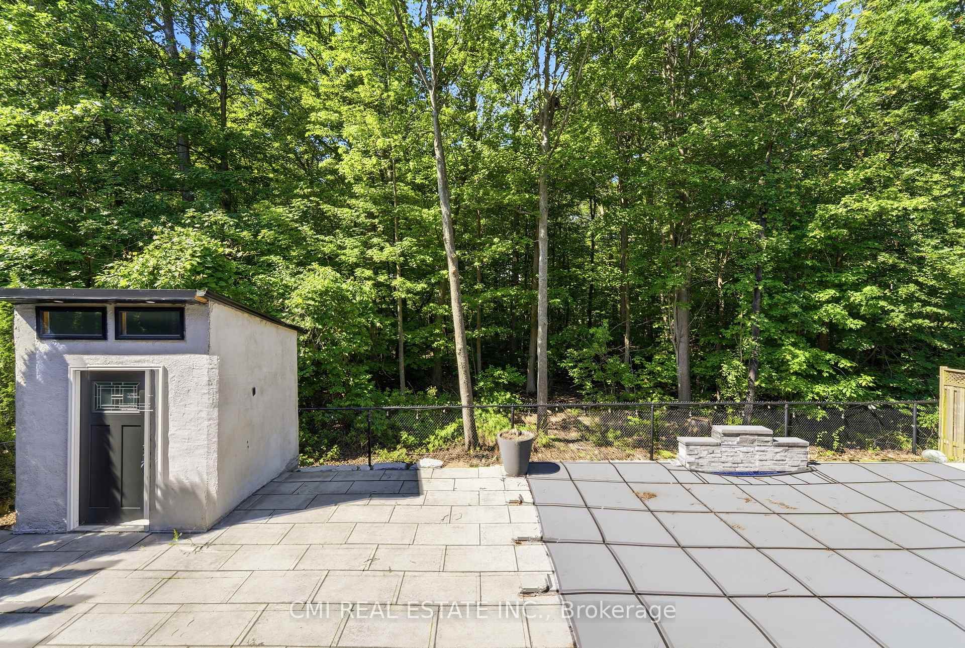 Photo 45 of 2171 Jardine Crescent, Burlington, Orchard — HOMEH