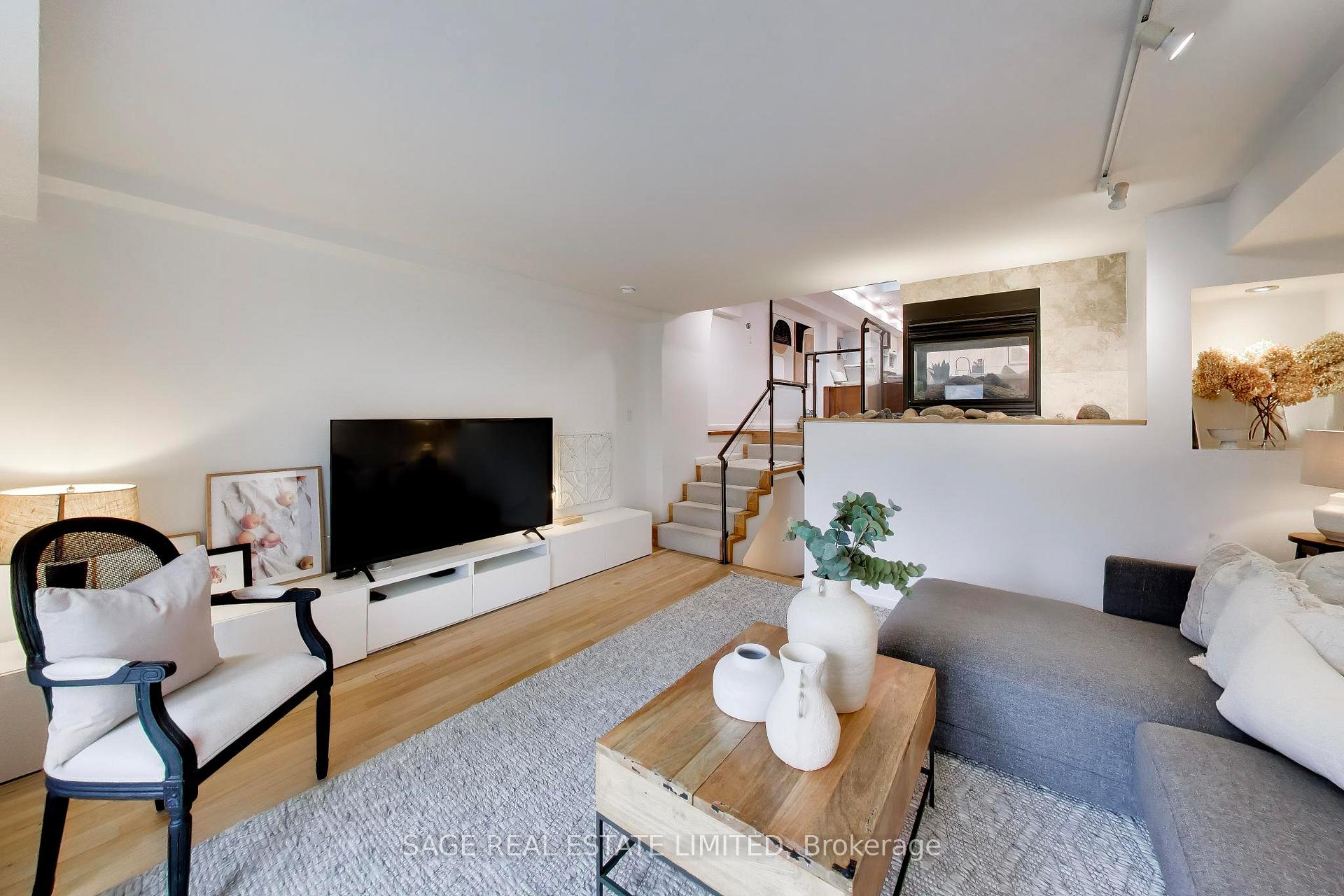 Photo 19 of Unit 111, 660 Pape Avenue, Toronto, North Riverdale — HOMEH