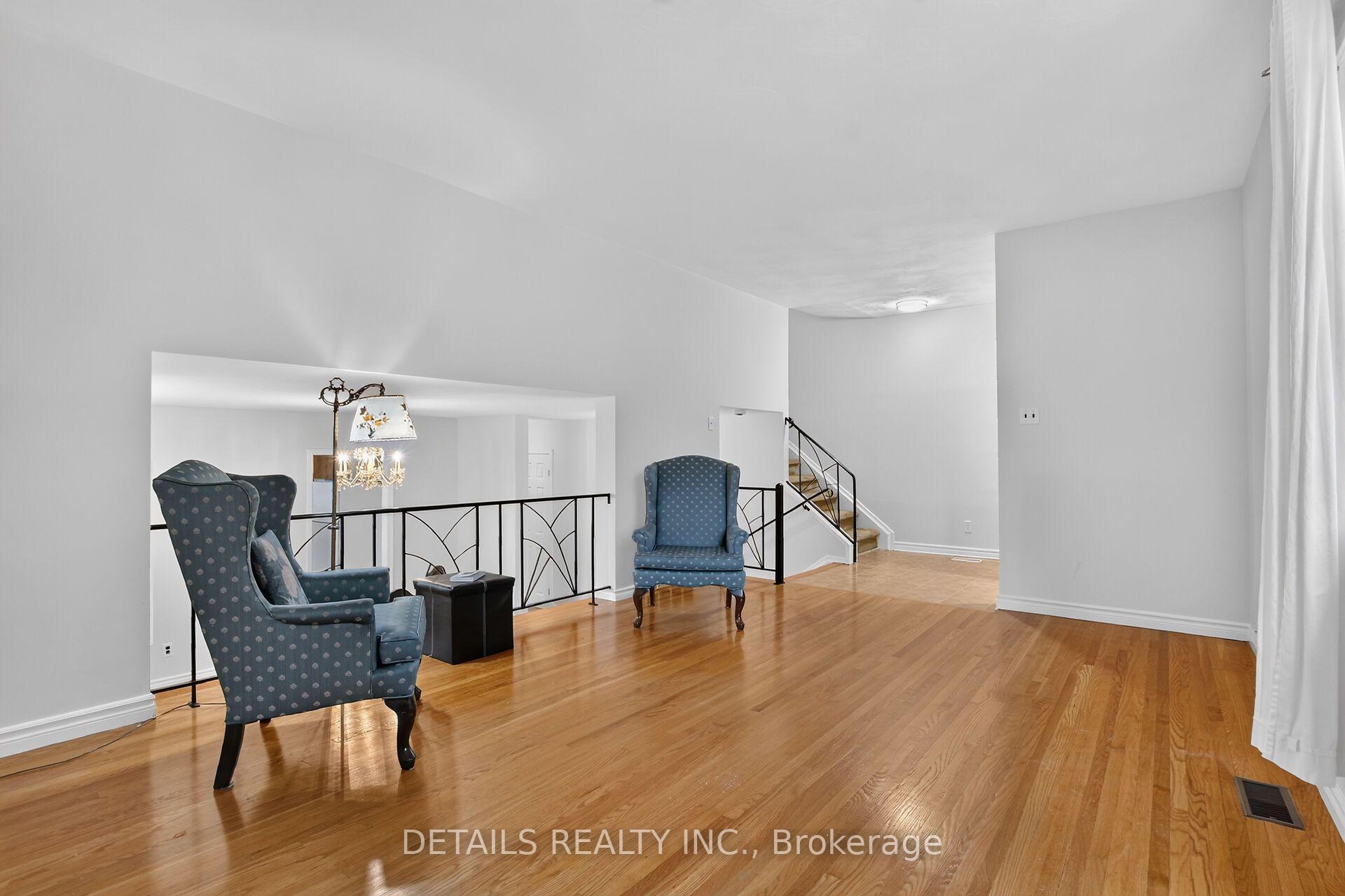 Photo 7 of 2193 Fife Crescent, Ottawa, Elmvale Acres — HOMEH