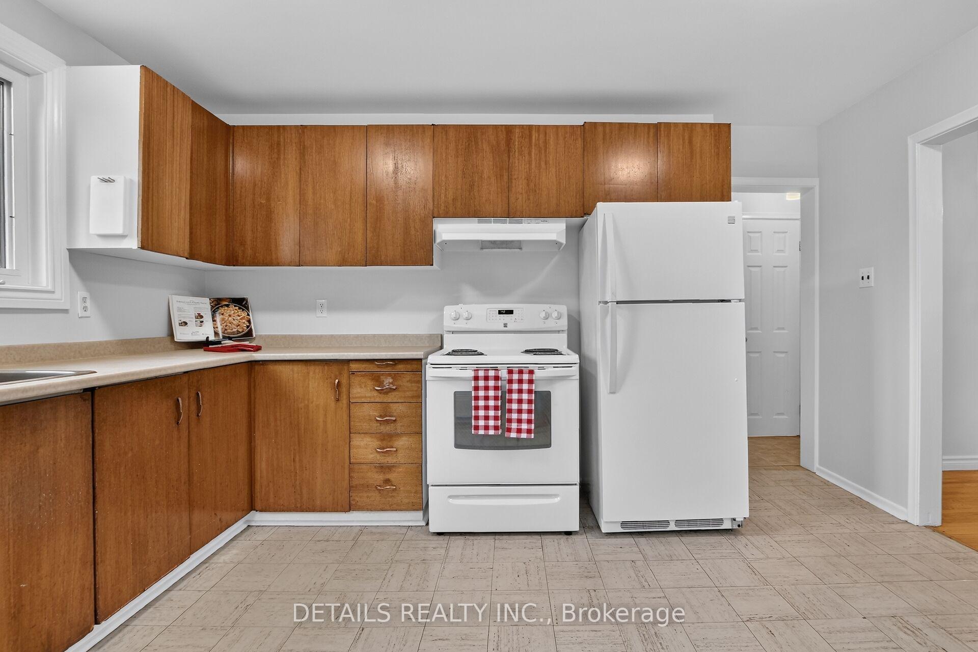 Photo 19 of 2193 Fife Crescent, Ottawa, Elmvale Acres — HOMEH