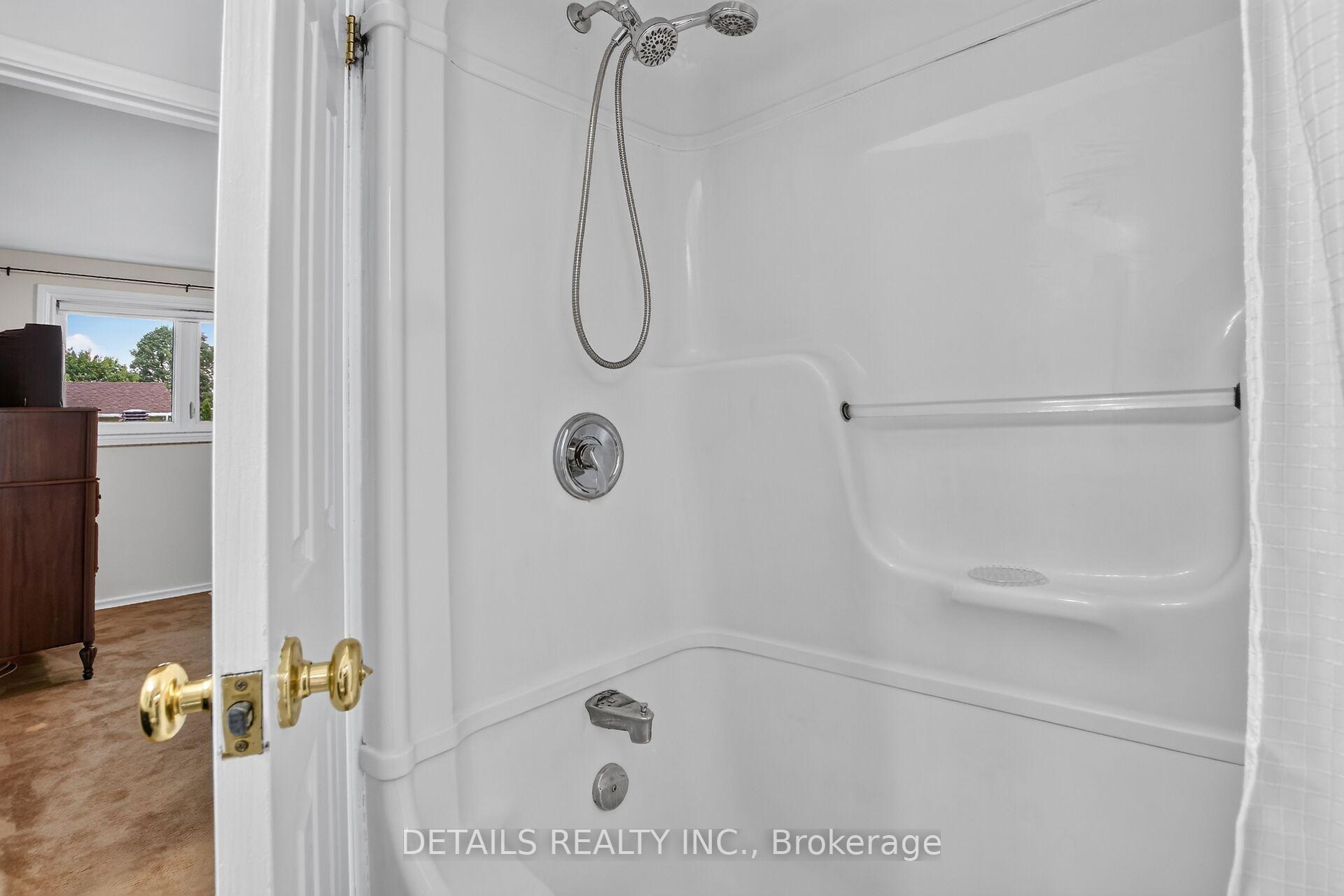 Photo 38 of 2193 Fife Crescent, Ottawa, Elmvale Acres — HOMEH