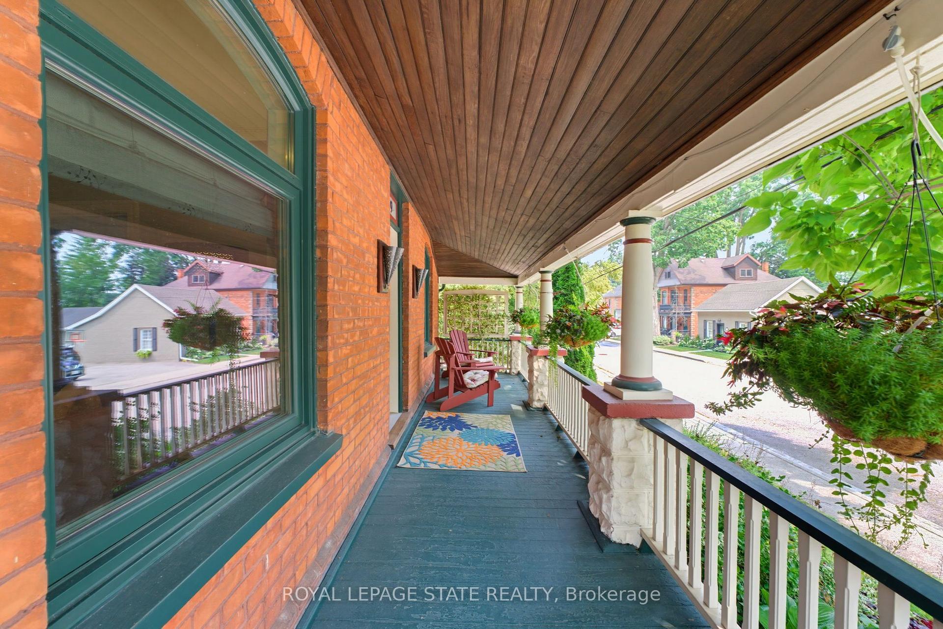 Photo 4 of 109 Victoria Street, Hamilton, Dundas — HOMEH