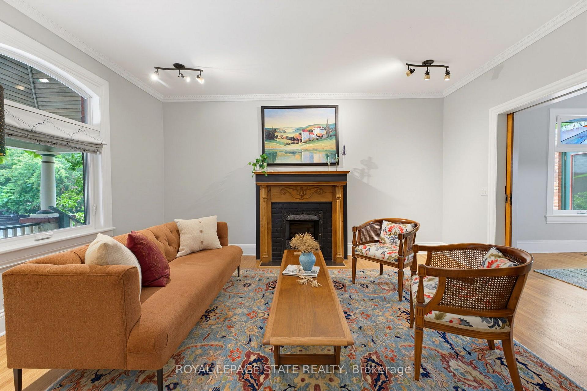 Photo 6 of 109 Victoria Street, Hamilton, Dundas — HOMEH