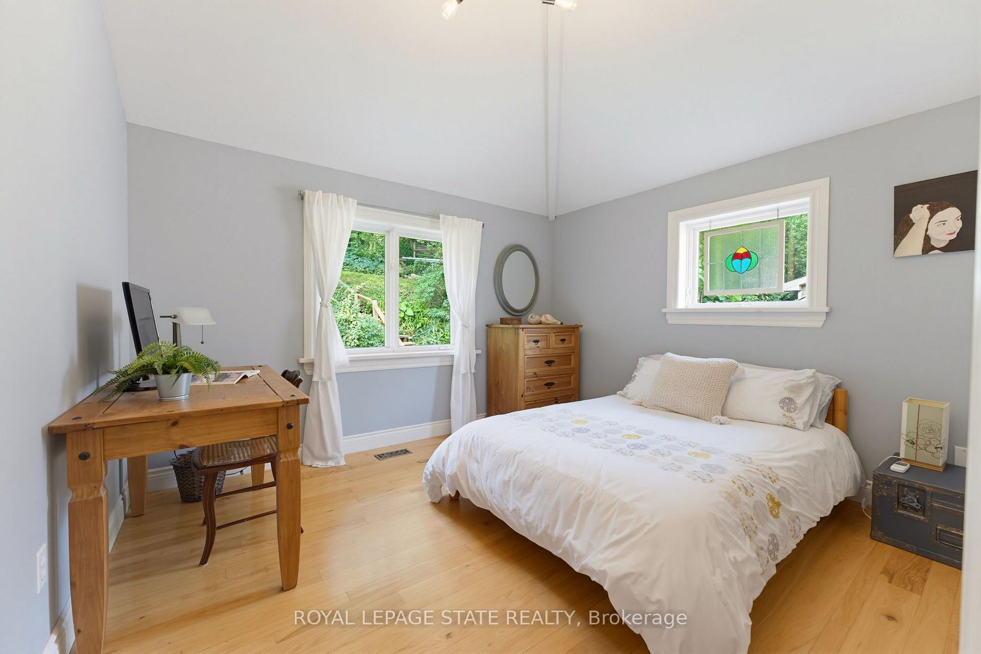 Photo 23 of 109 Victoria Street, Hamilton, Dundas — HOMEH