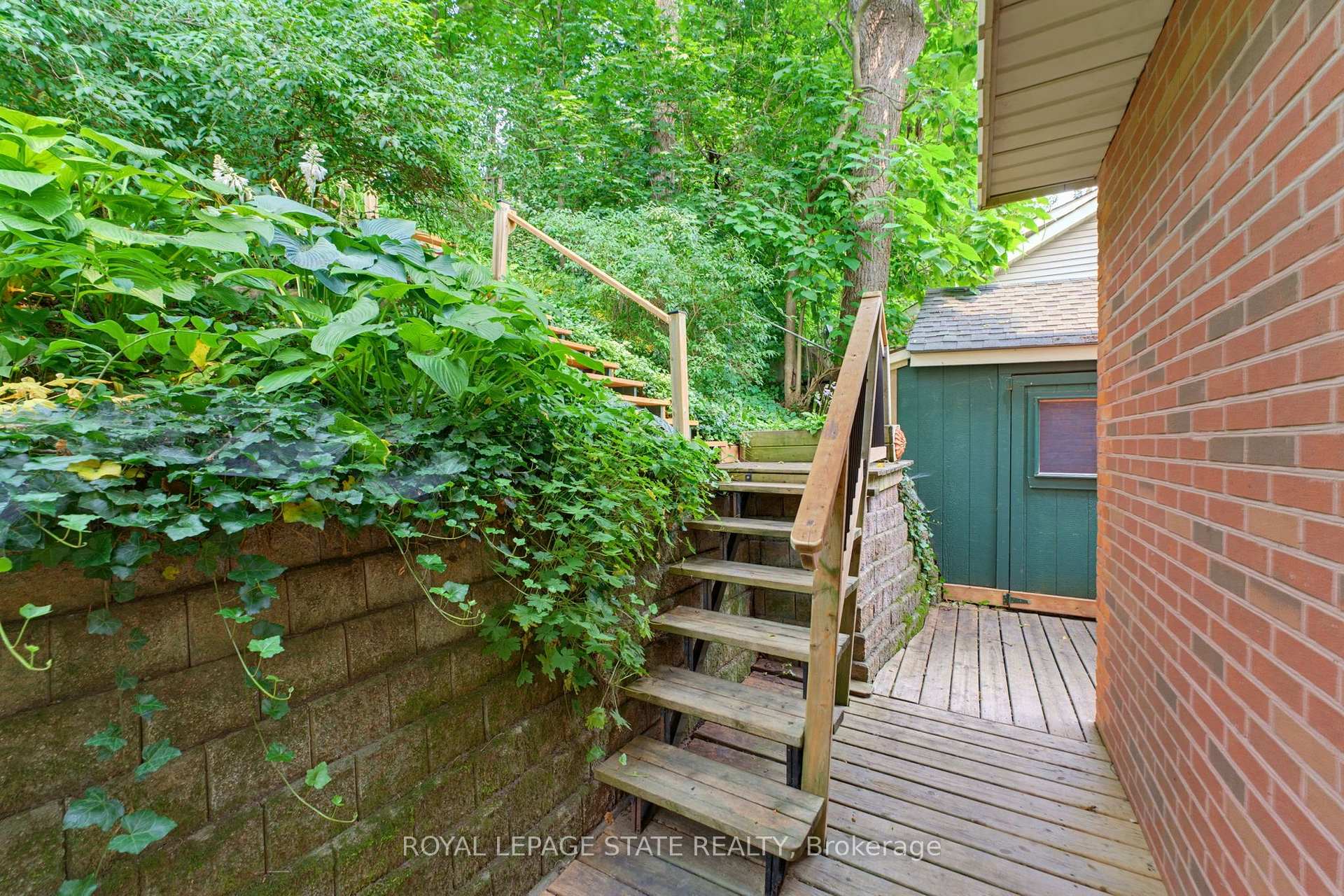Photo 32 of 109 Victoria Street, Hamilton, Dundas — HOMEH