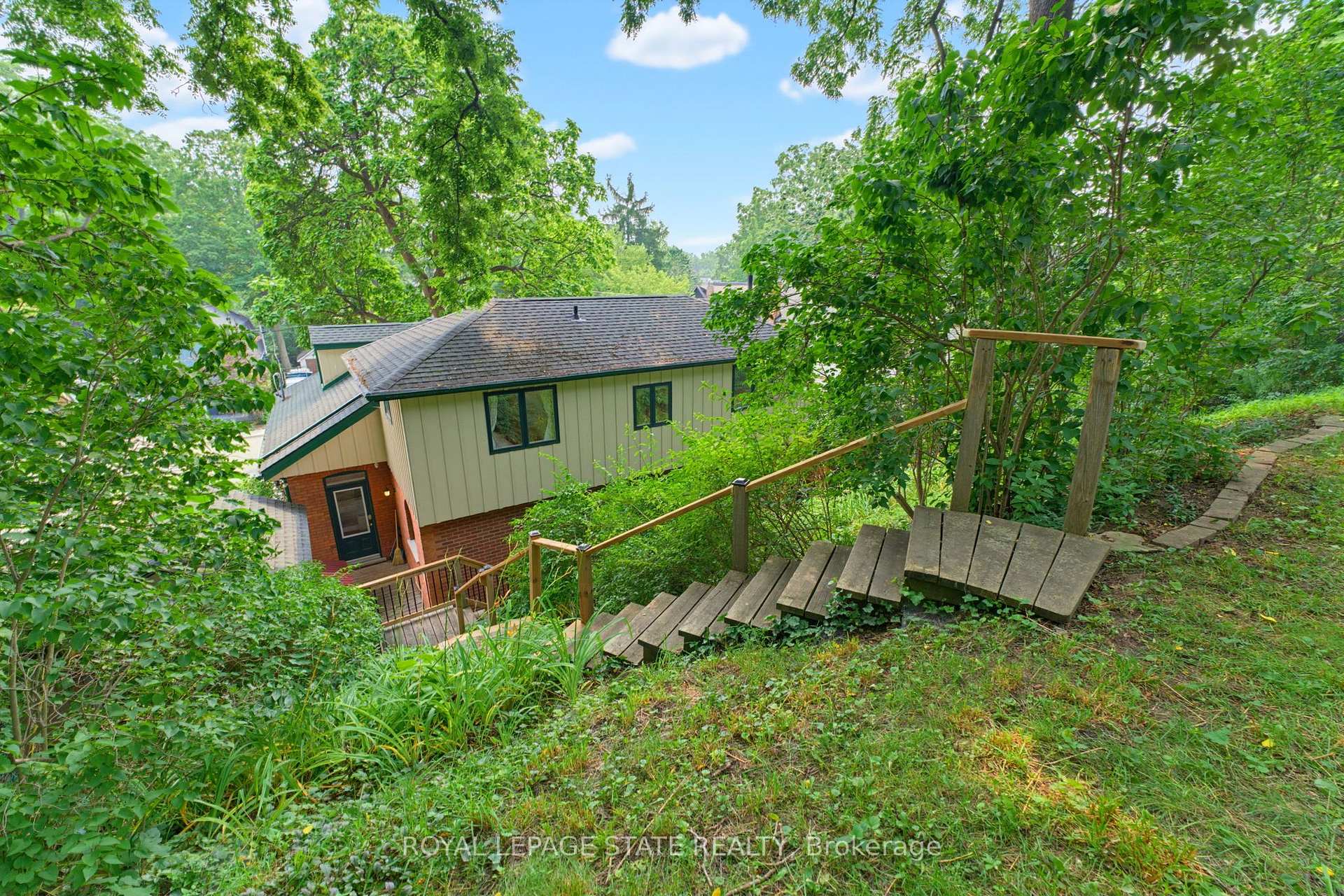 Photo 35 of 109 Victoria Street, Hamilton, Dundas — HOMEH