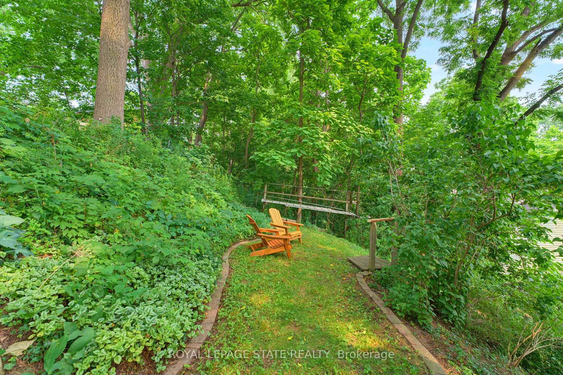Photo 37 of 109 Victoria Street, Hamilton, Dundas — HOMEH