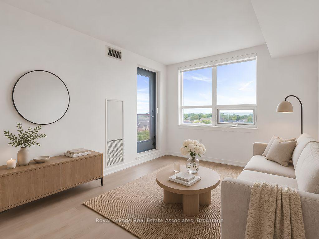 Photo 2 of Unit 706, 4 Elsinore Path, Etobicoke, New Toronto — HOMEH