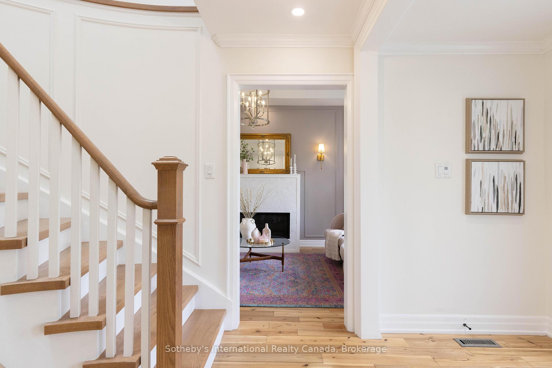 Photo 8 of 456 Aspen Forest Drive, Oakville, Ford — HOMEH