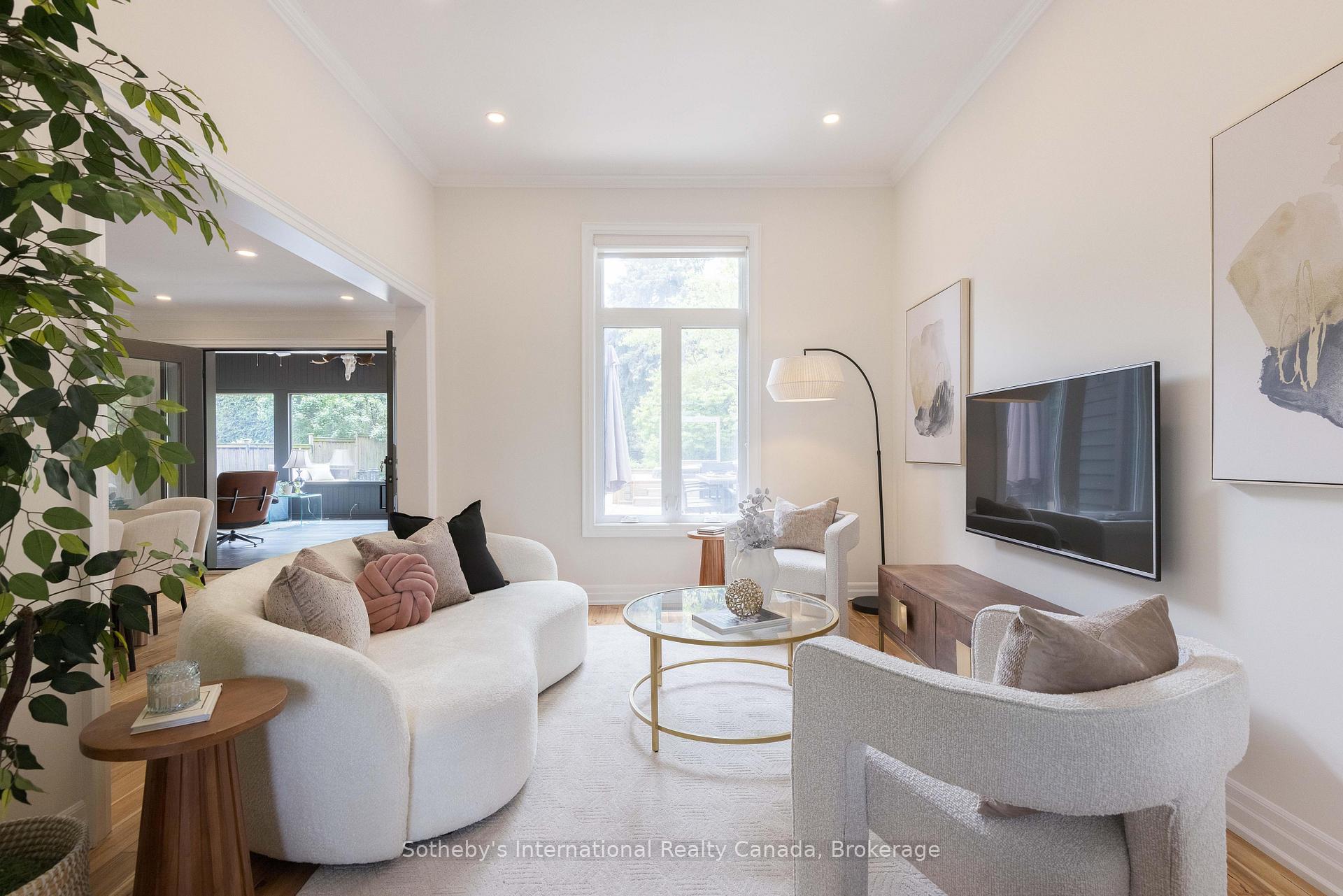 Photo 12 of 456 Aspen Forest Drive, Oakville, Ford — HOMEH