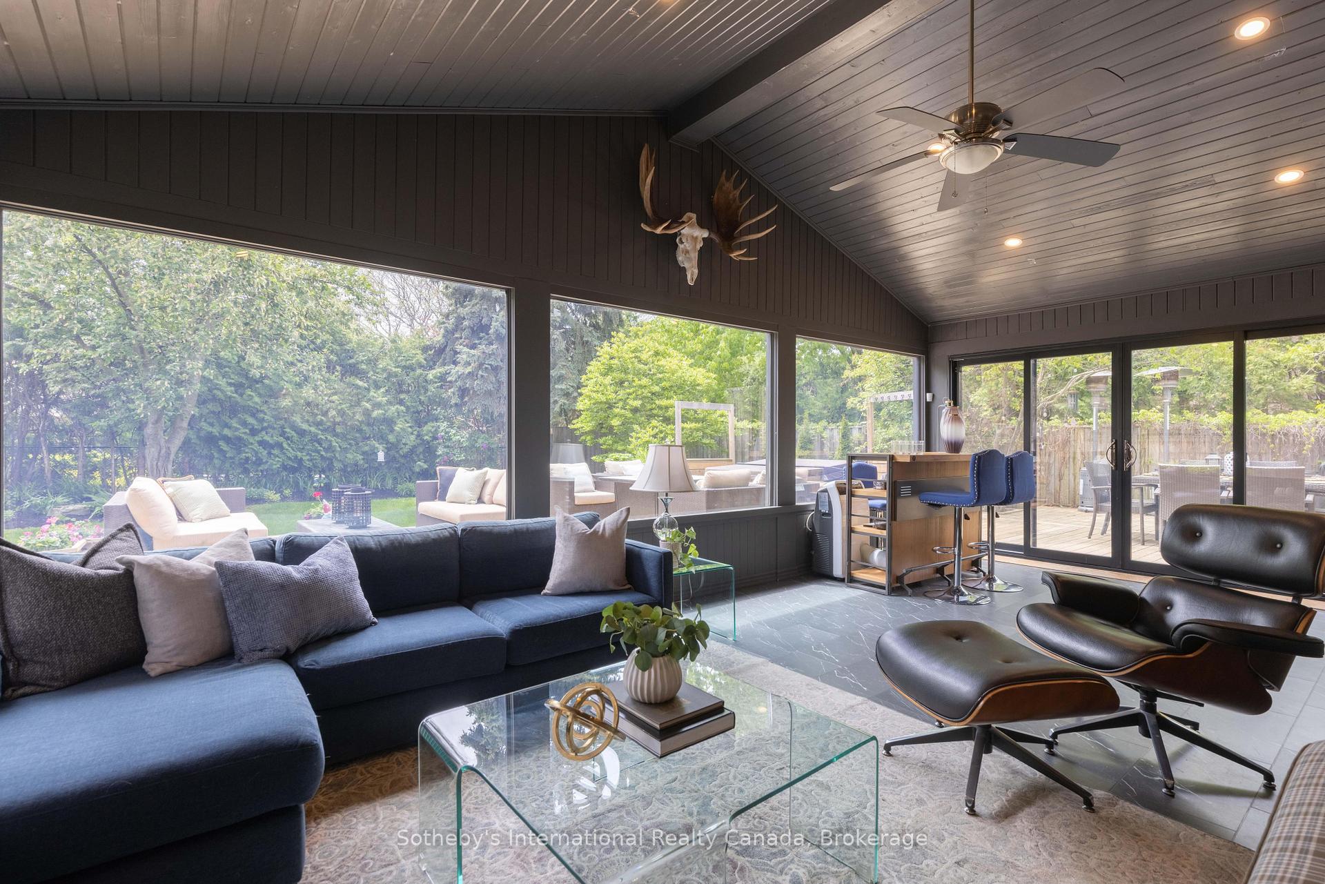 Photo 20 of 456 Aspen Forest Drive, Oakville, Ford — HOMEH