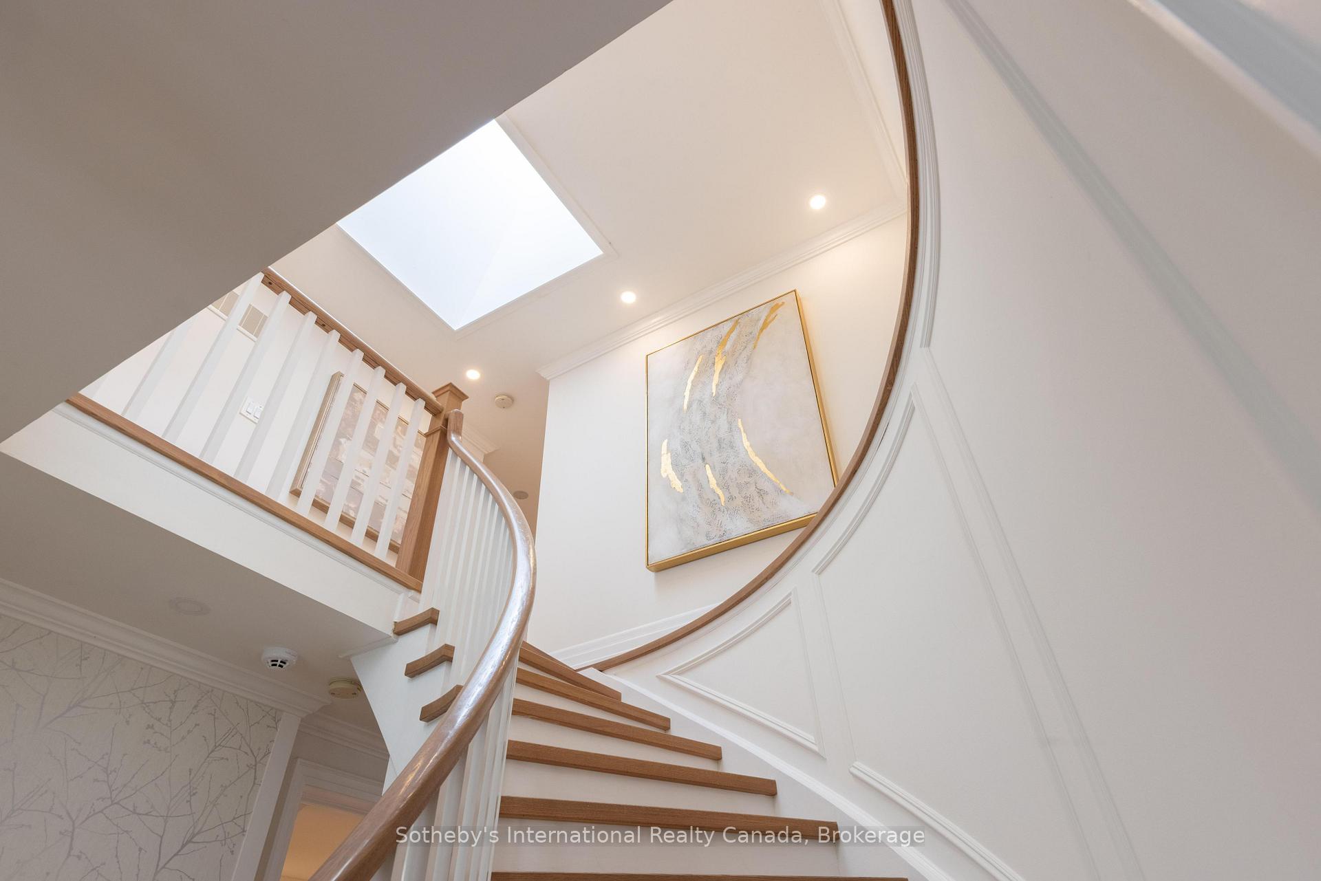 Photo 23 of 456 Aspen Forest Drive, Oakville, Ford — HOMEH