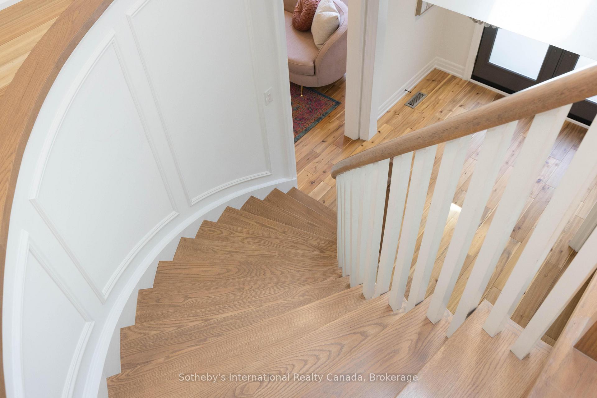 Photo 36 of 456 Aspen Forest Drive, Oakville, Ford — HOMEH