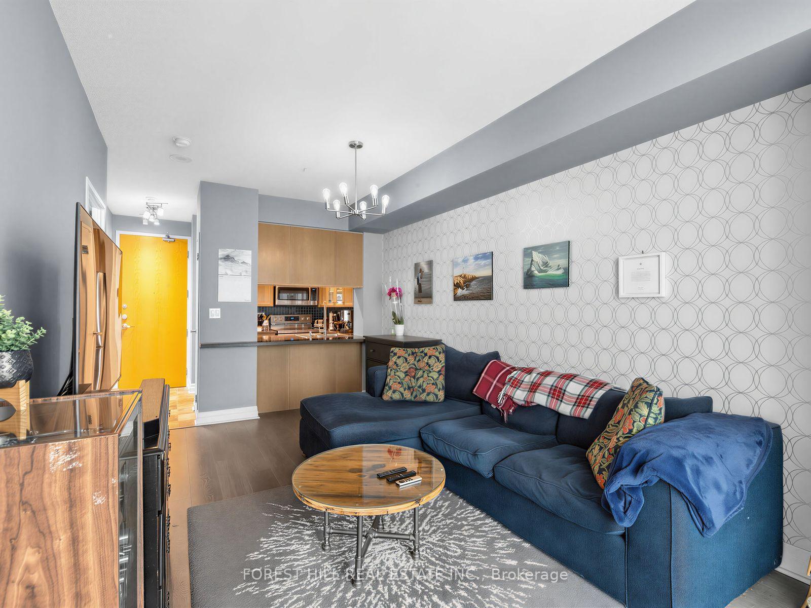 Photo 8 of Unit 804, 70 Alexander Street, Toronto, Church-Yonge Corridor — HOMEH