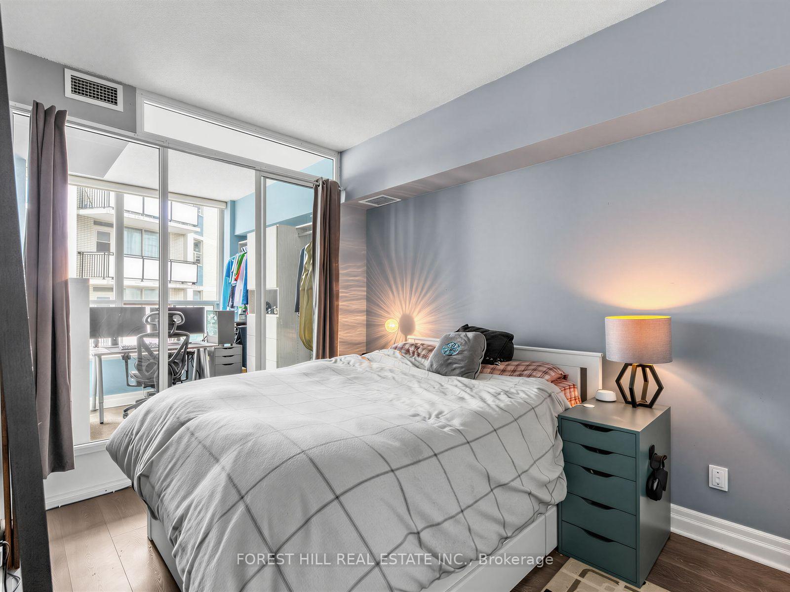 Photo 15 of Unit 804, 70 Alexander Street, Toronto, Church-Yonge Corridor — HOMEH