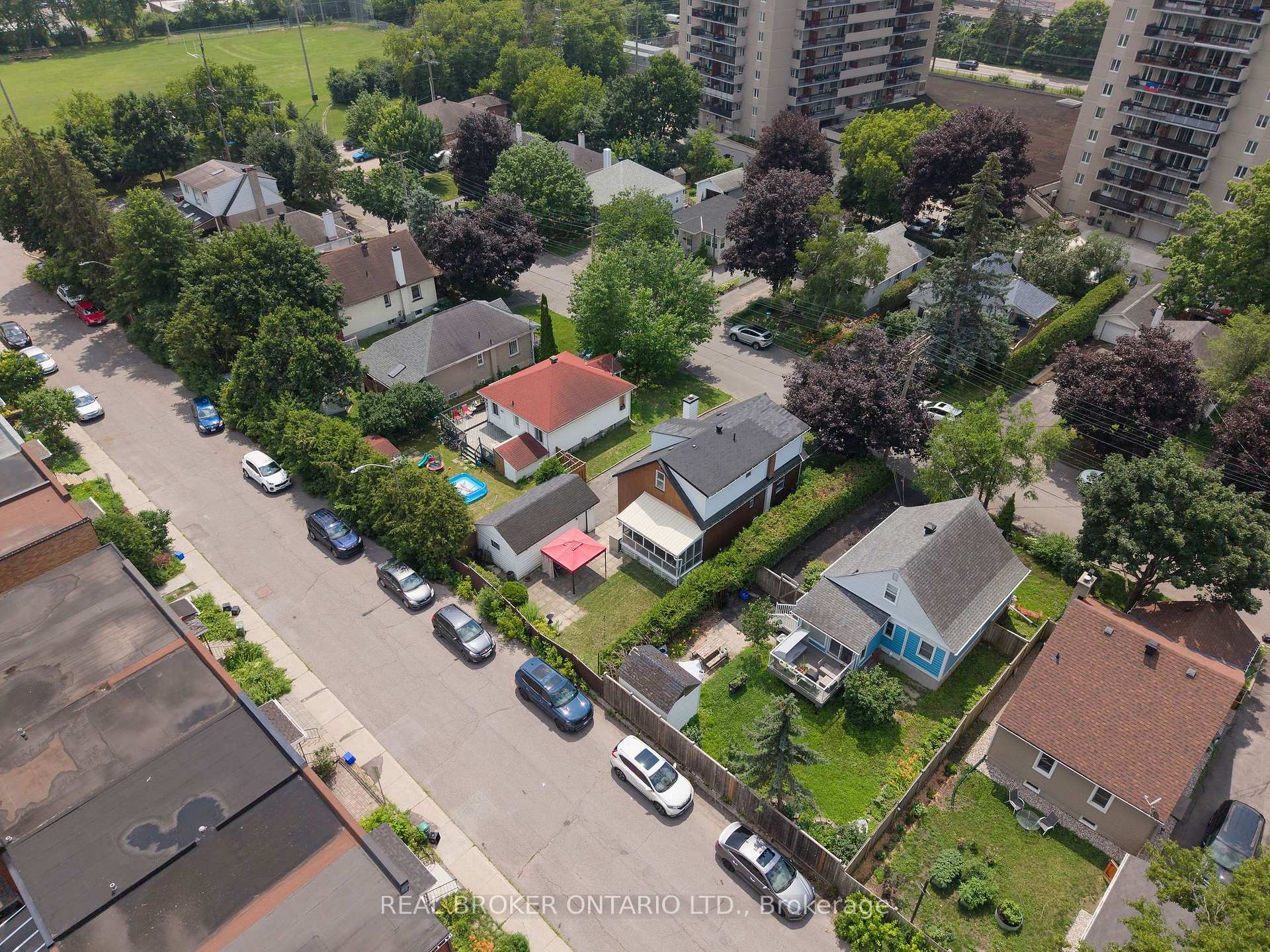 Photo 6 of 385 Enfield Avenue, Ottawa, Vanier — HOMEH