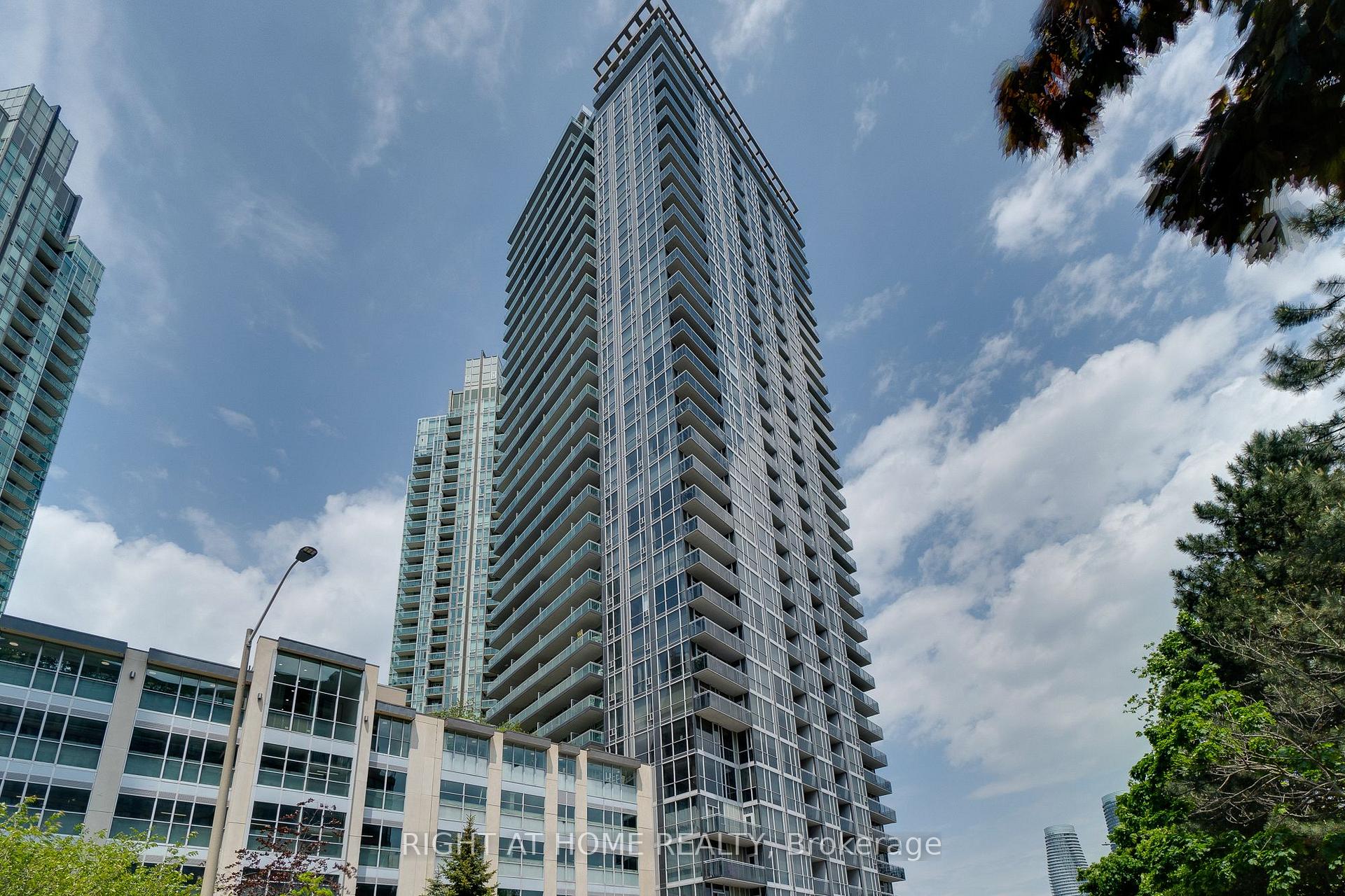 Photo 1 of Unit 2702, 223 Webb Drive, Mississauga, City Centre — HOMEH