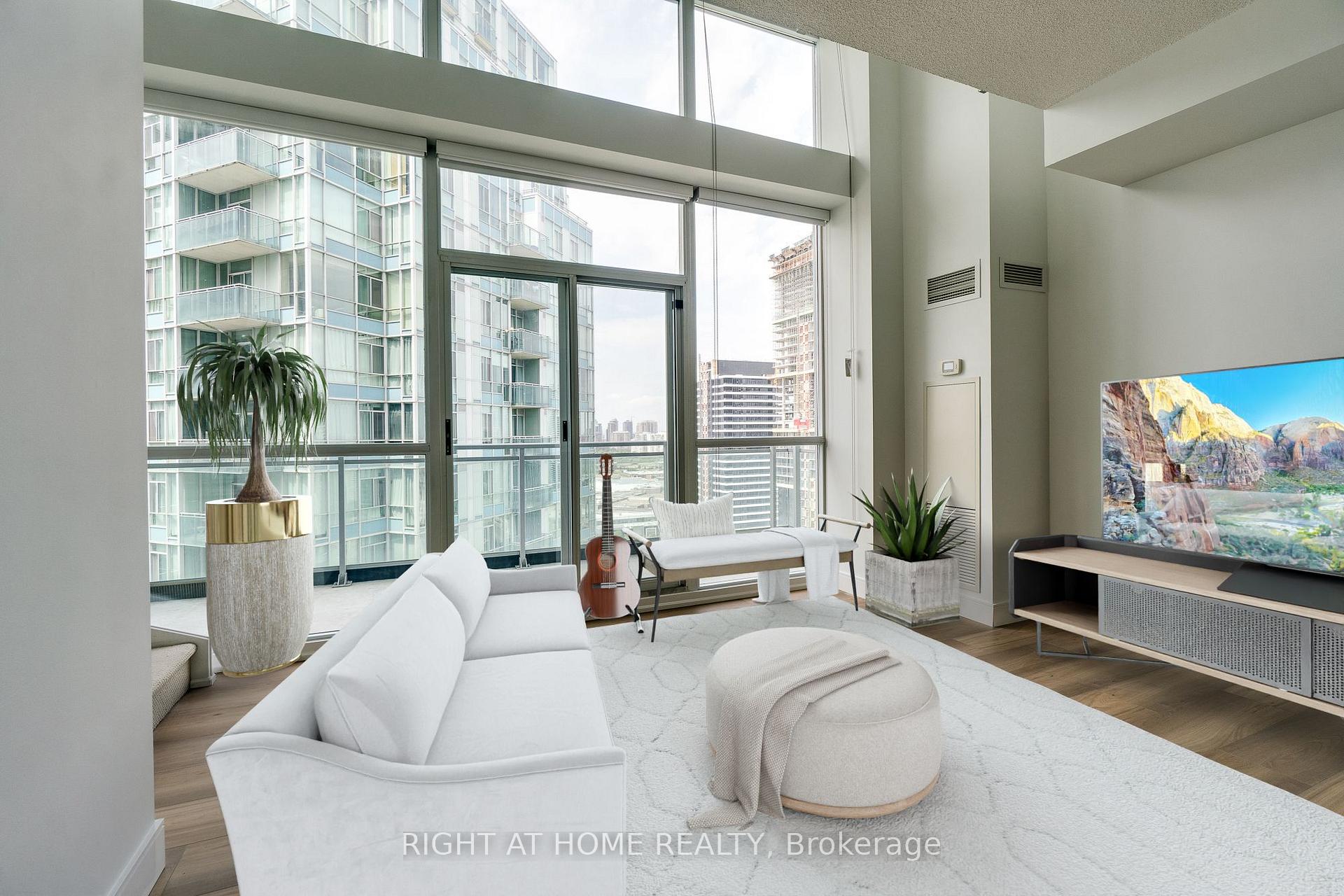 Photo 4 of Unit 2702, 223 Webb Drive, Mississauga, City Centre — HOMEH