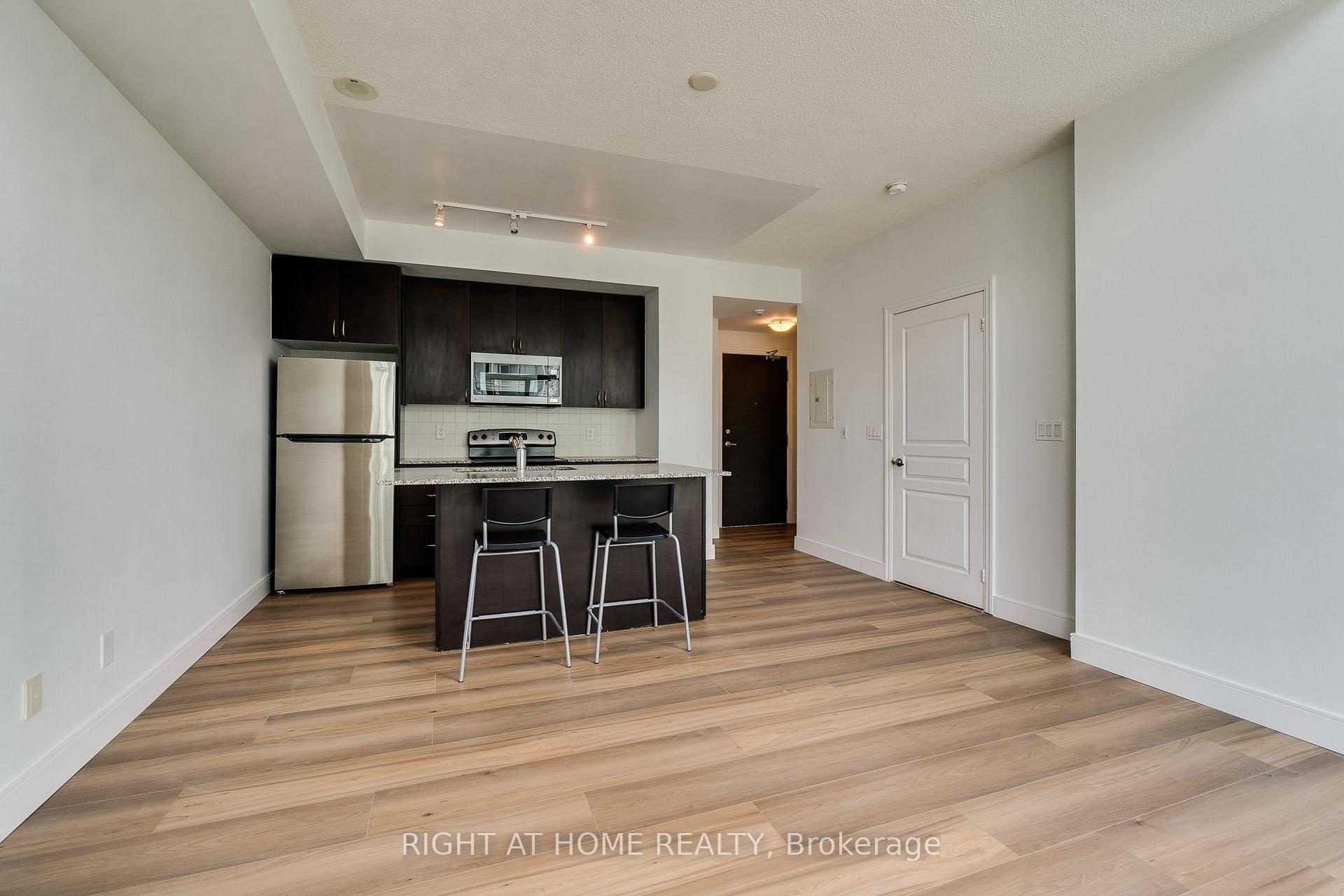 Photo 10 of Unit 2702, 223 Webb Drive, Mississauga, City Centre — HOMEH