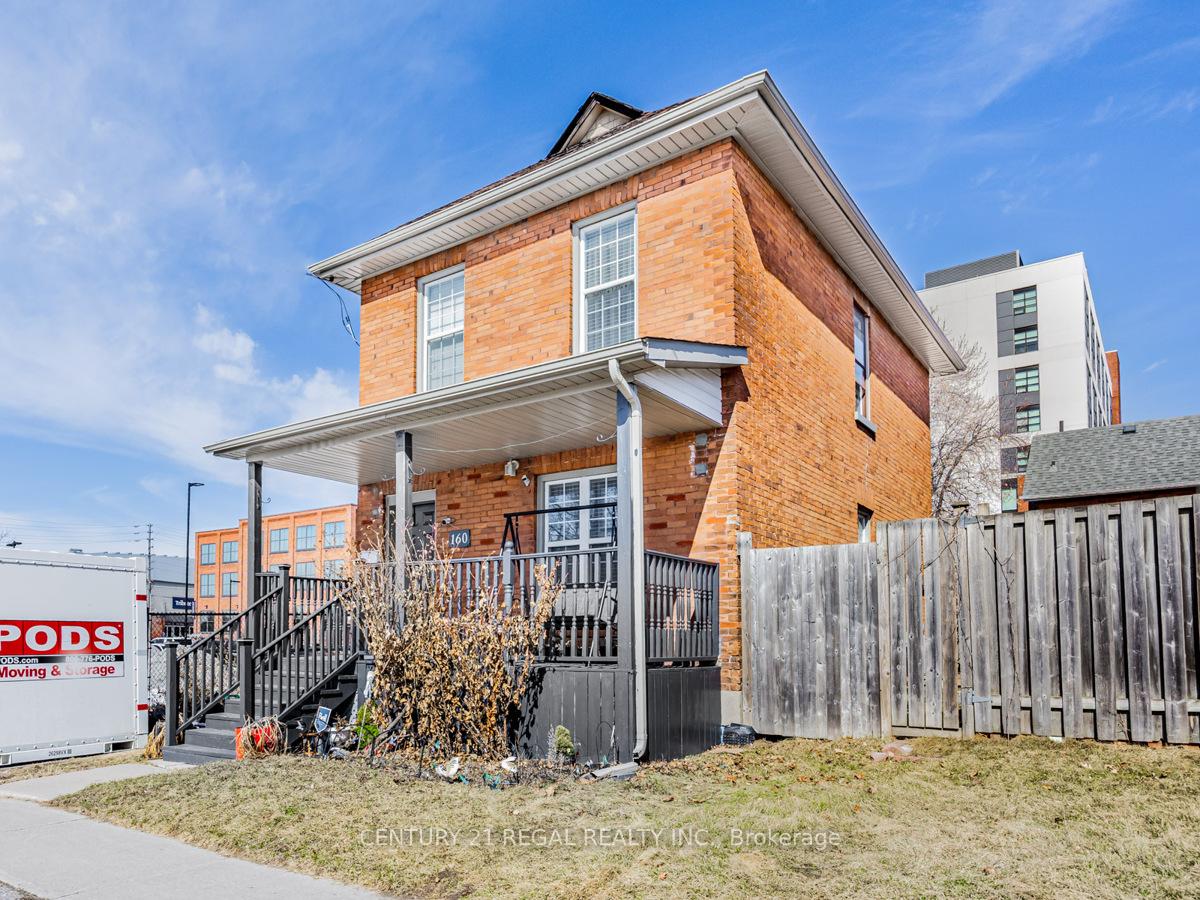 Photo 3 of 160 Bruce Street, Oshawa, Central — HOMEH