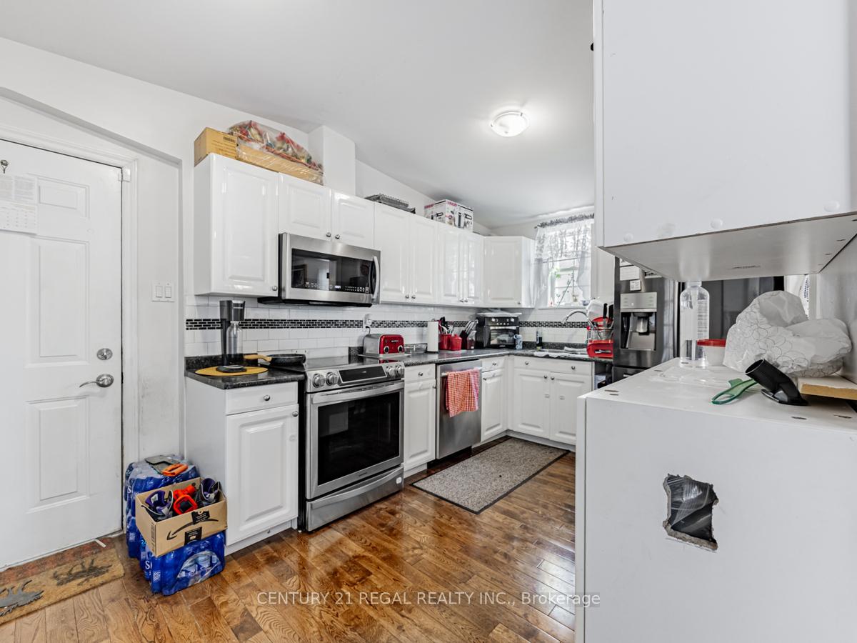 Photo 10 of 160 Bruce Street, Oshawa, Central — HOMEH