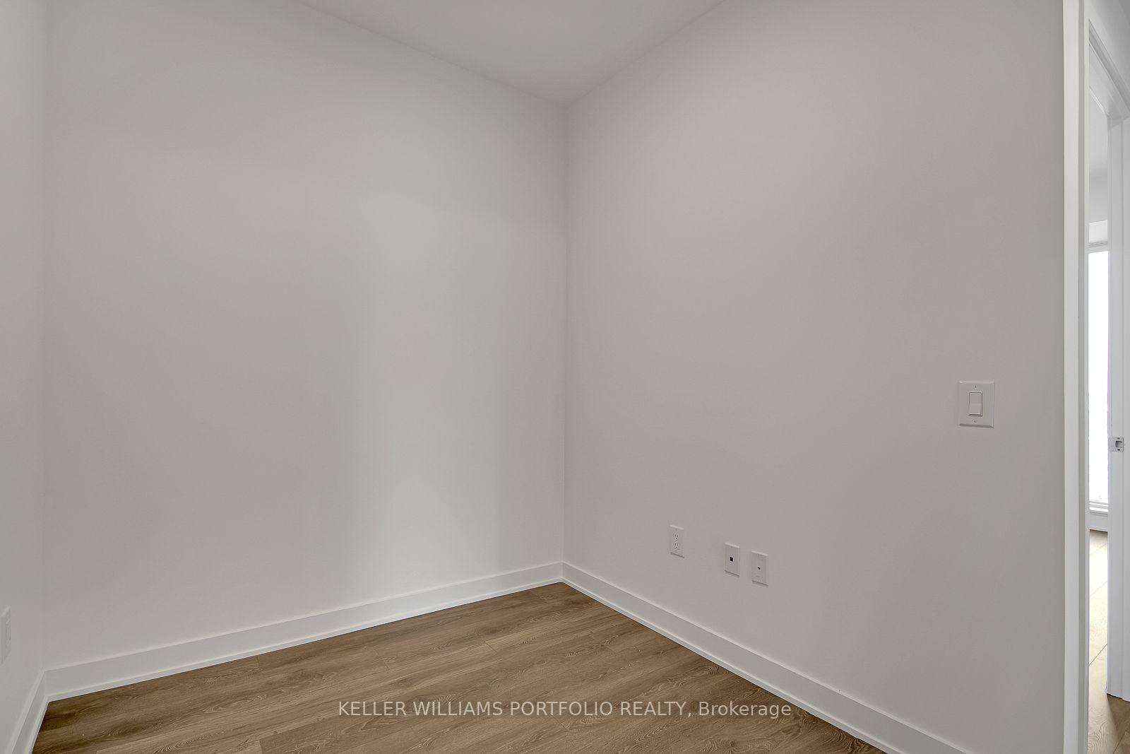 Photo 4 of Unit 1302, 130 River Street, Toronto, Regent Park — HOMEH