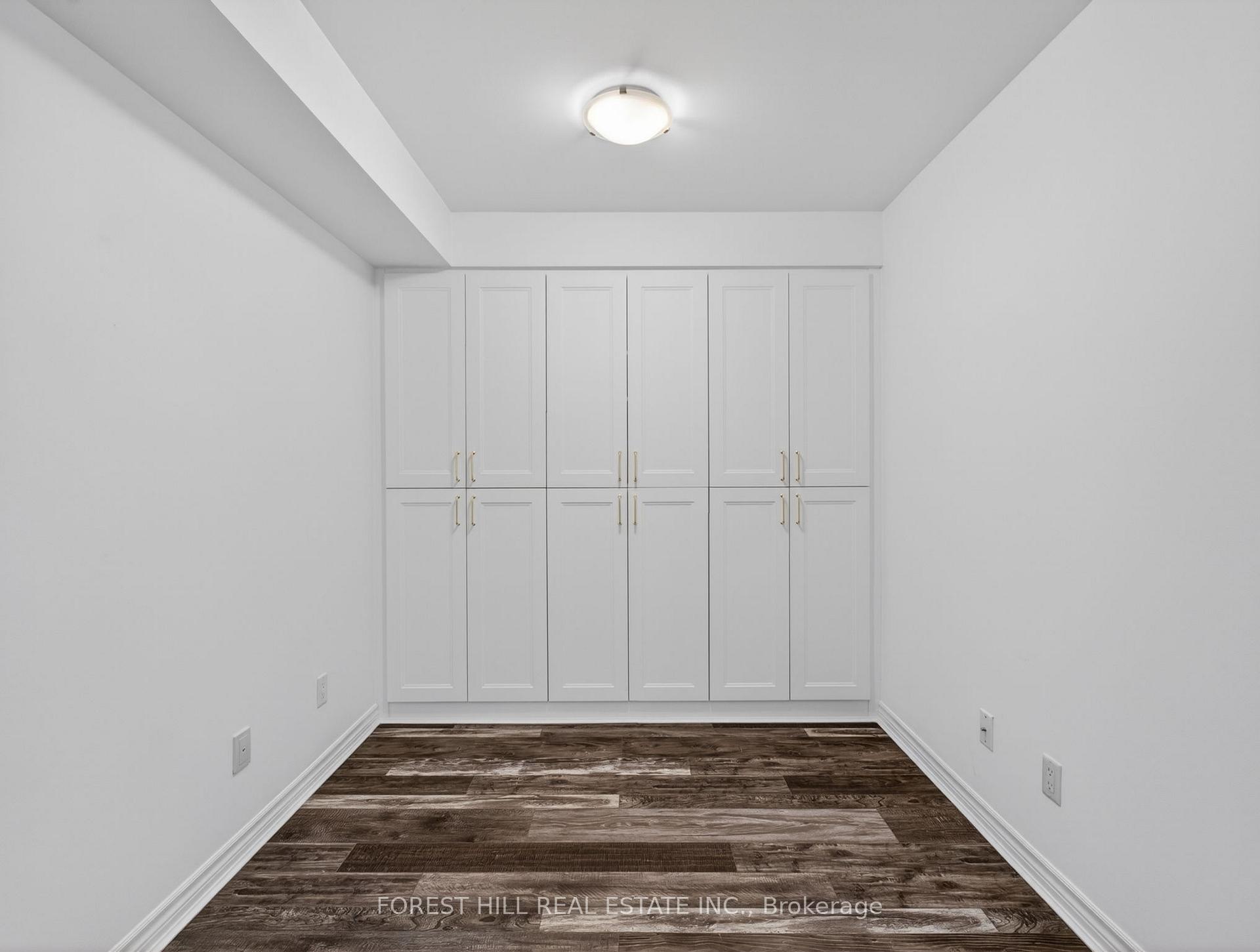 Photo 3 of Unit 224, 35 Saranac Boulevard, Toronto, Englemount-Lawrence — HOMEH