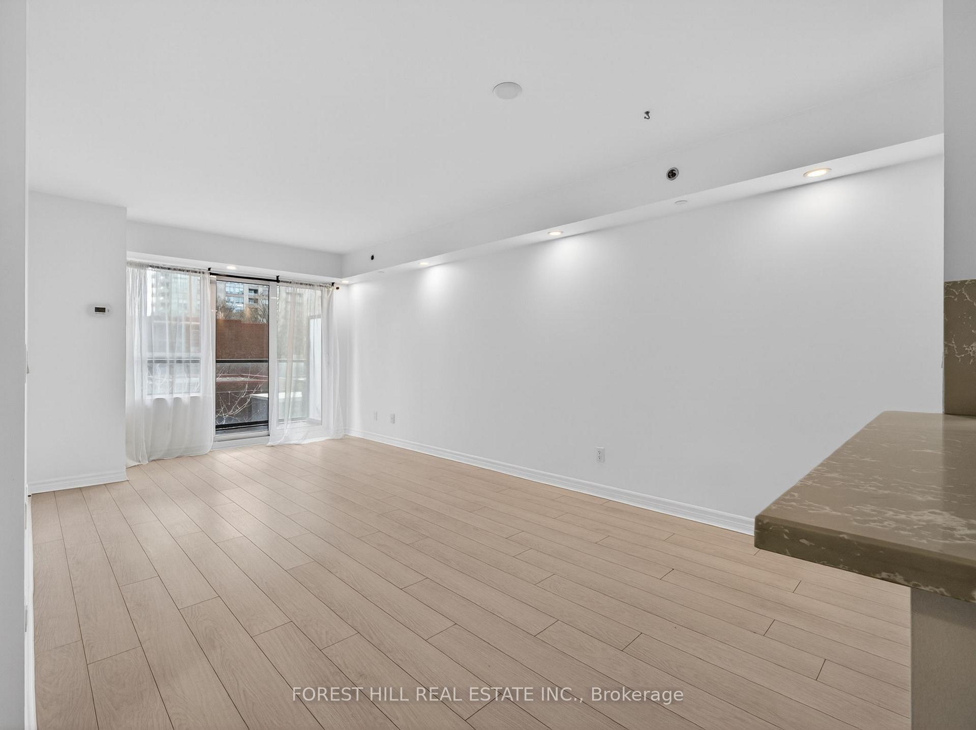 Photo 11 of Unit 224, 35 Saranac Boulevard, Toronto, Englemount-Lawrence — HOMEH