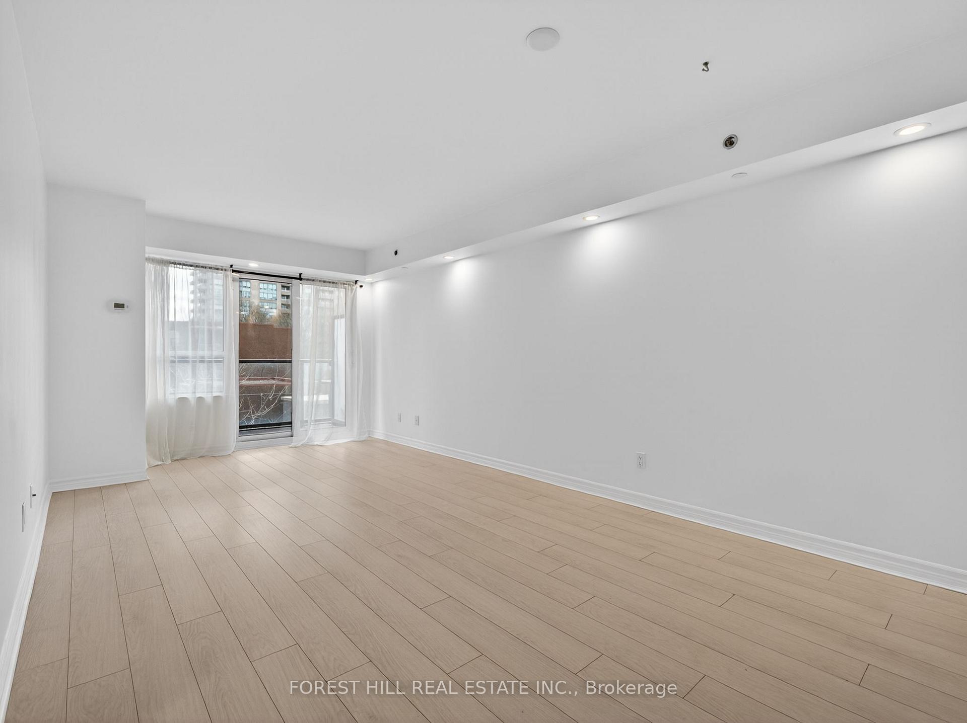 Photo 12 of Unit 224, 35 Saranac Boulevard, Toronto, Englemount-Lawrence — HOMEH