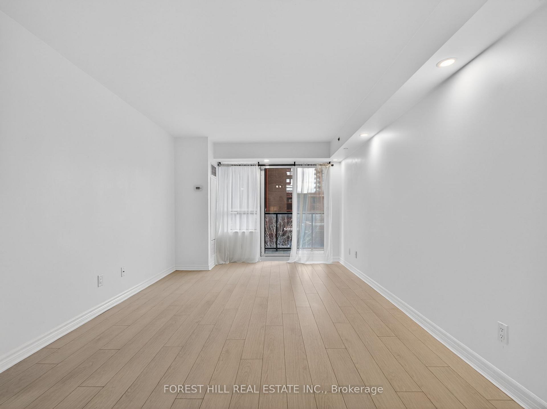 Photo 13 of Unit 224, 35 Saranac Boulevard, Toronto, Englemount-Lawrence — HOMEH