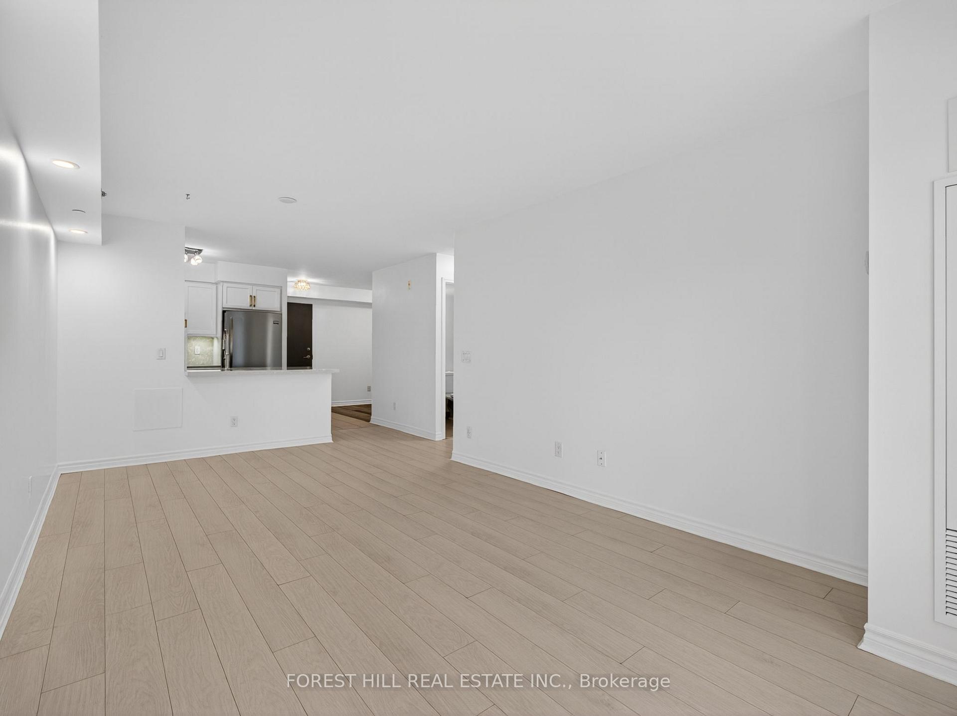 Photo 16 of Unit 224, 35 Saranac Boulevard, Toronto, Englemount-Lawrence — HOMEH