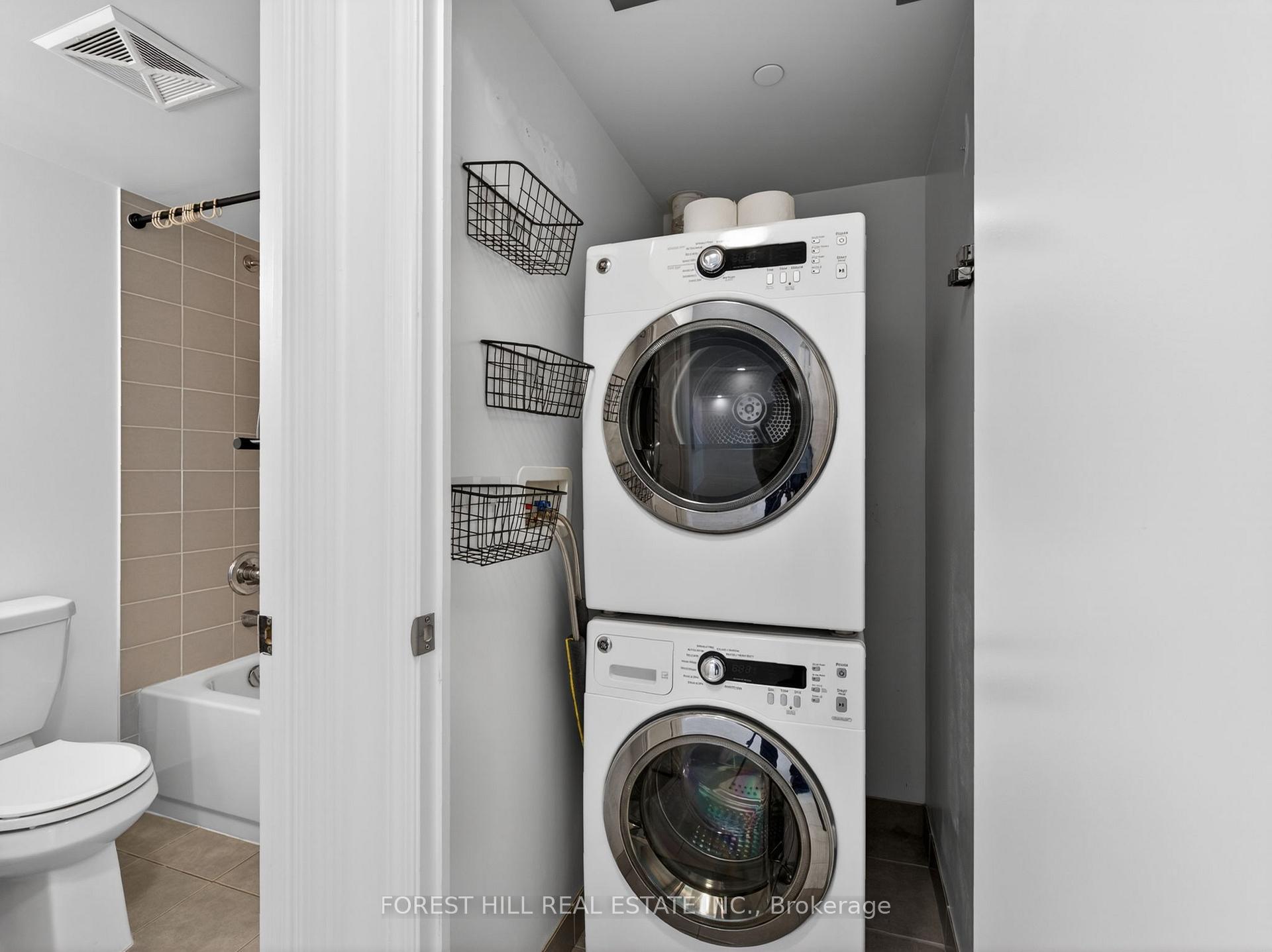 Photo 25 of Unit 224, 35 Saranac Boulevard, Toronto, Englemount-Lawrence — HOMEH