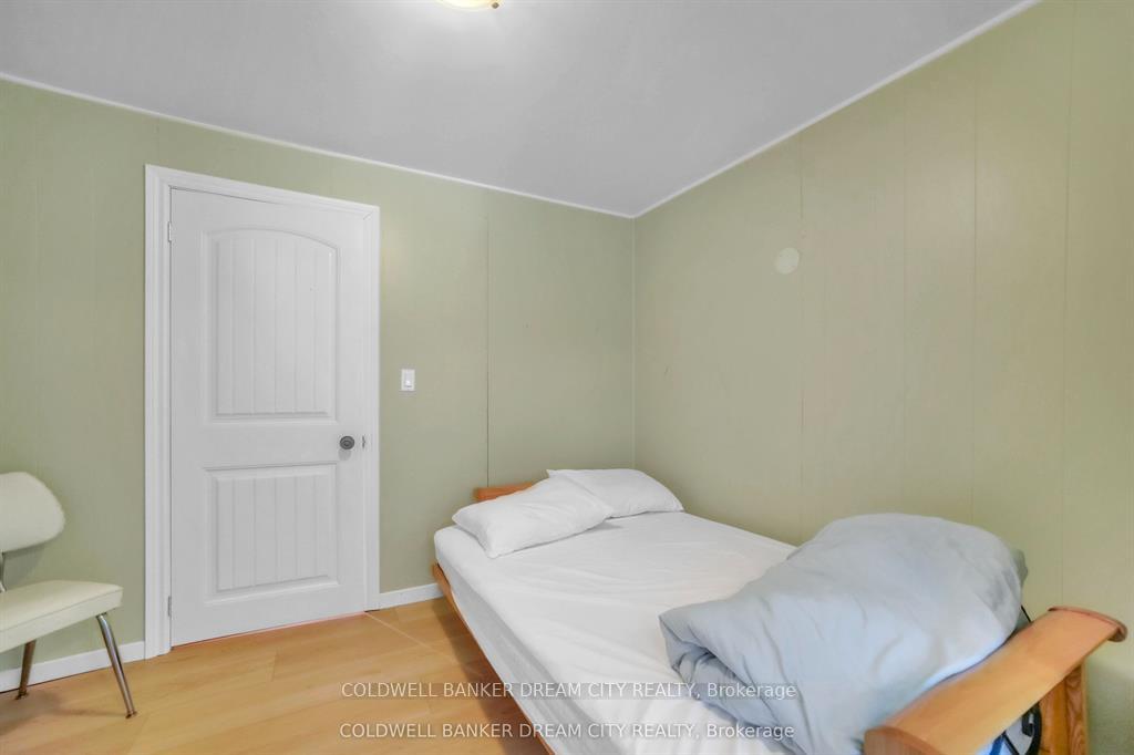 Photo 15 of 1004A Almond Lane, Frontenac, Frontenac Centre — HOMEH