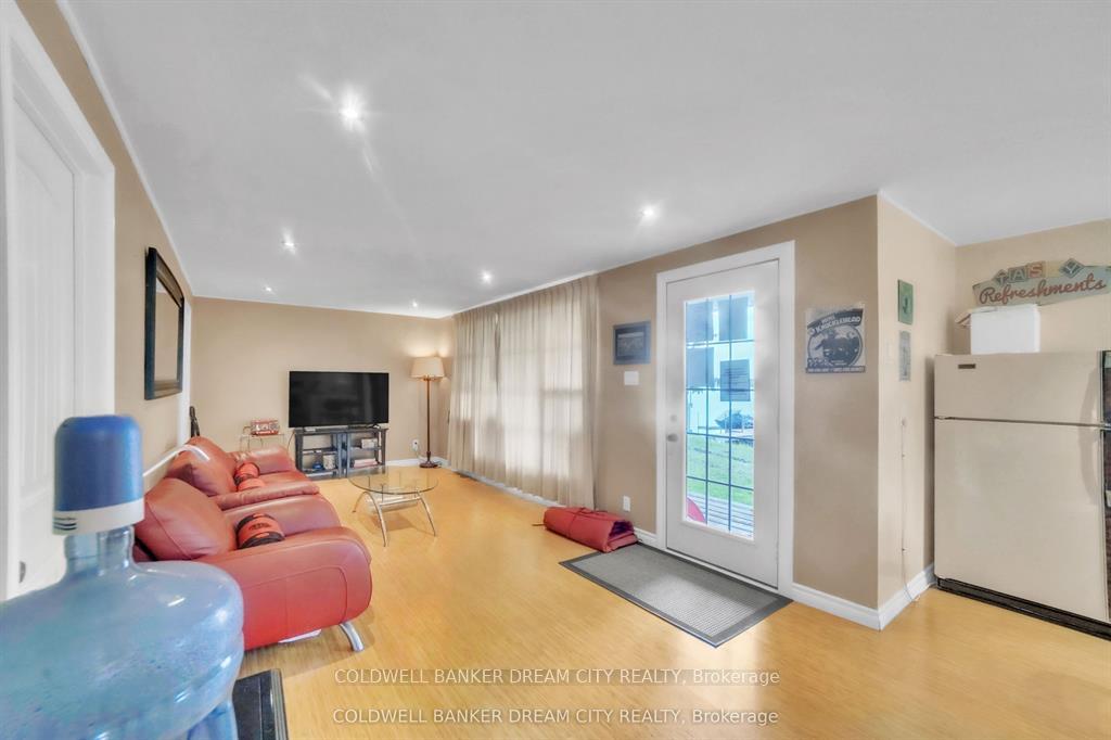 Photo 22 of 1004A Almond Lane, Frontenac, Frontenac Centre — HOMEH