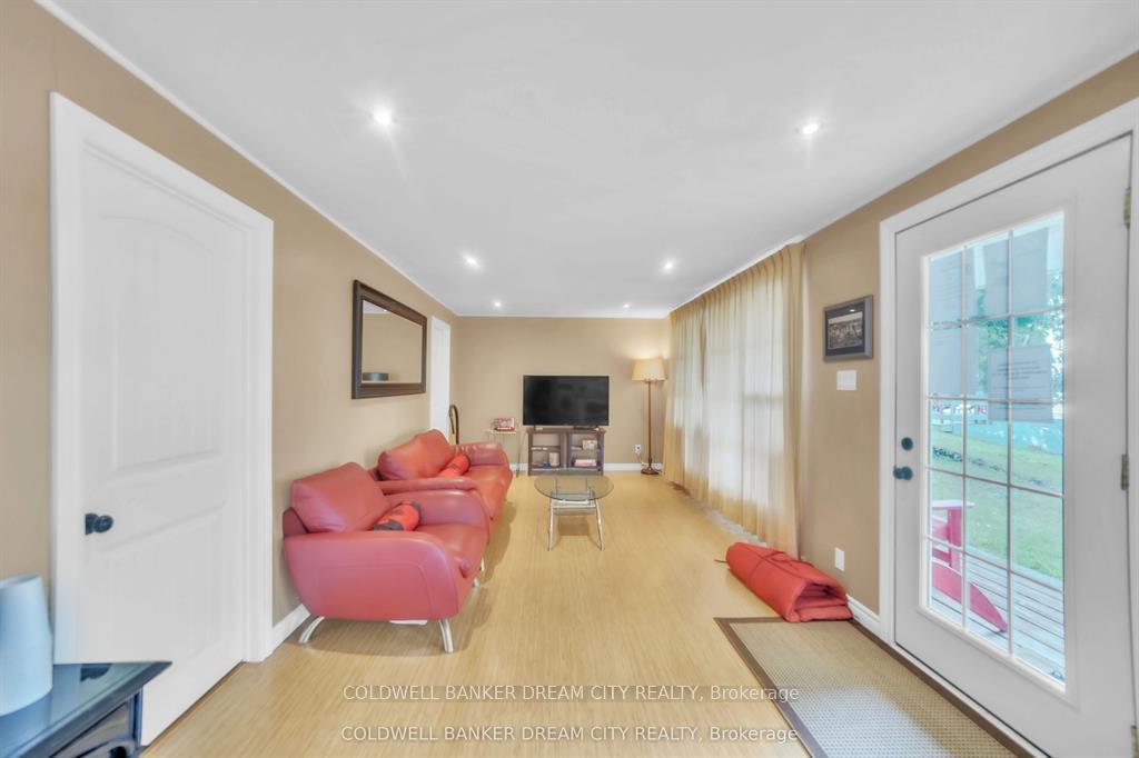 Photo 23 of 1004A Almond Lane, Frontenac, Frontenac Centre — HOMEH