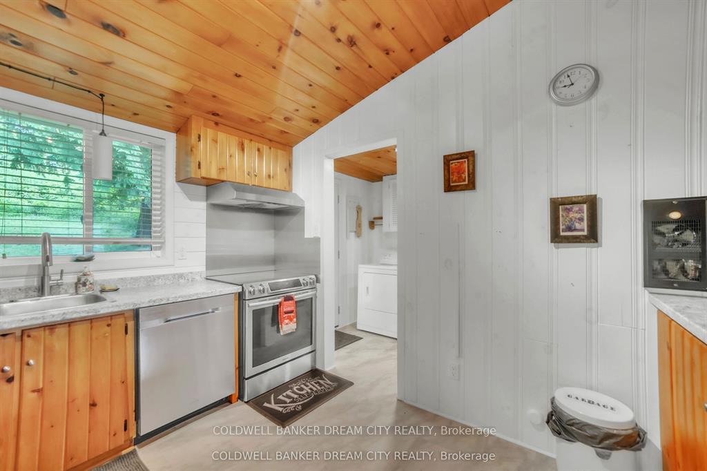 Photo 41 of 1004A Almond Lane, Frontenac, Frontenac Centre — HOMEH