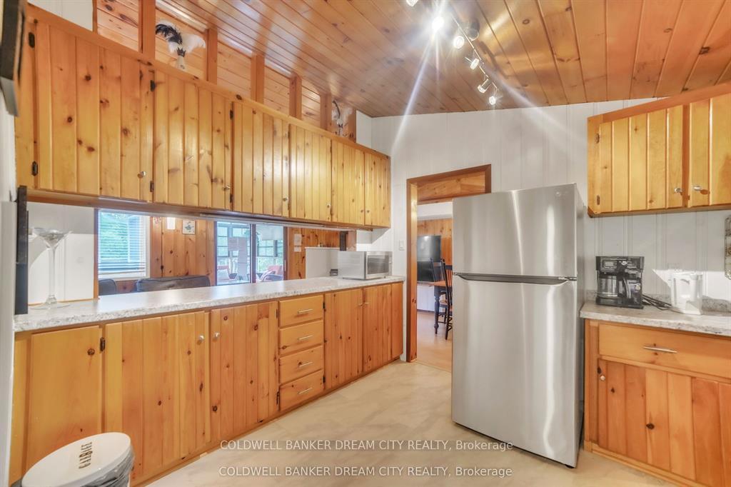 Photo 42 of 1004A Almond Lane, Frontenac, Frontenac Centre — HOMEH