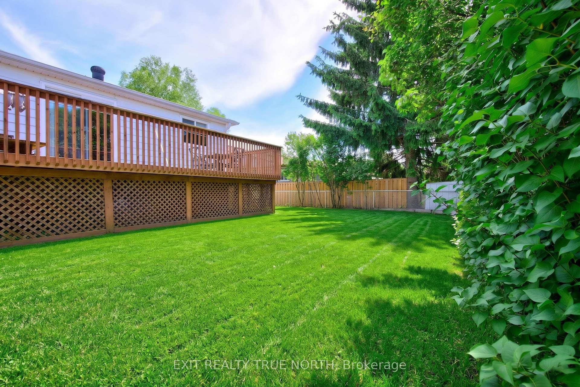 Photo 14 of 1053 Glen Bogie Crescent, Midland — HOMEH