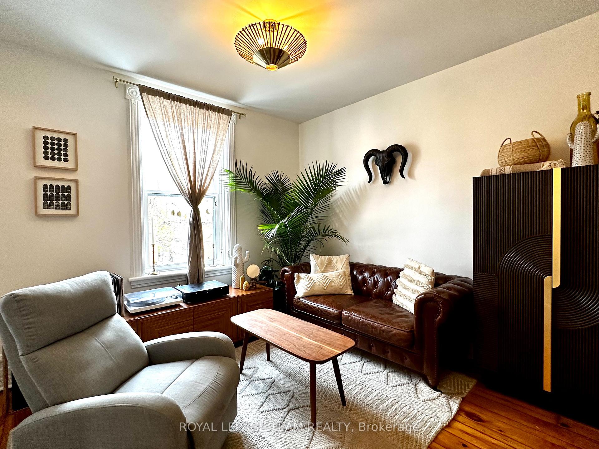 Photo 10 of 620 Cooper Street, Ottawa, Ottawa Centre — HOMEH