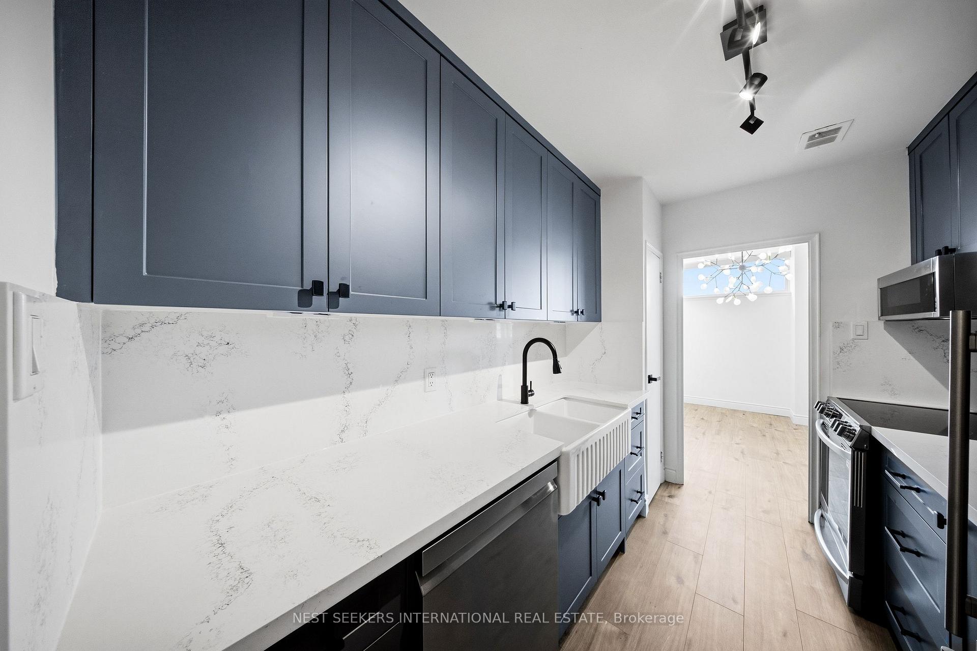 Photo 5 of Unit 603, 60 Montclair Avenue, Toronto, Forest Hill South — HOMEH