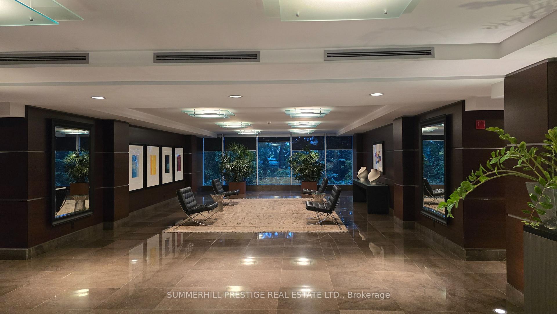 Photo 3 of Unit 112, 1 Benvenuto Place, Toronto, Casa Loma — HOMEH